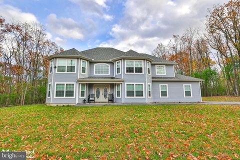 255 CATALPA DRIVE KUNKLETOWN PA 18058