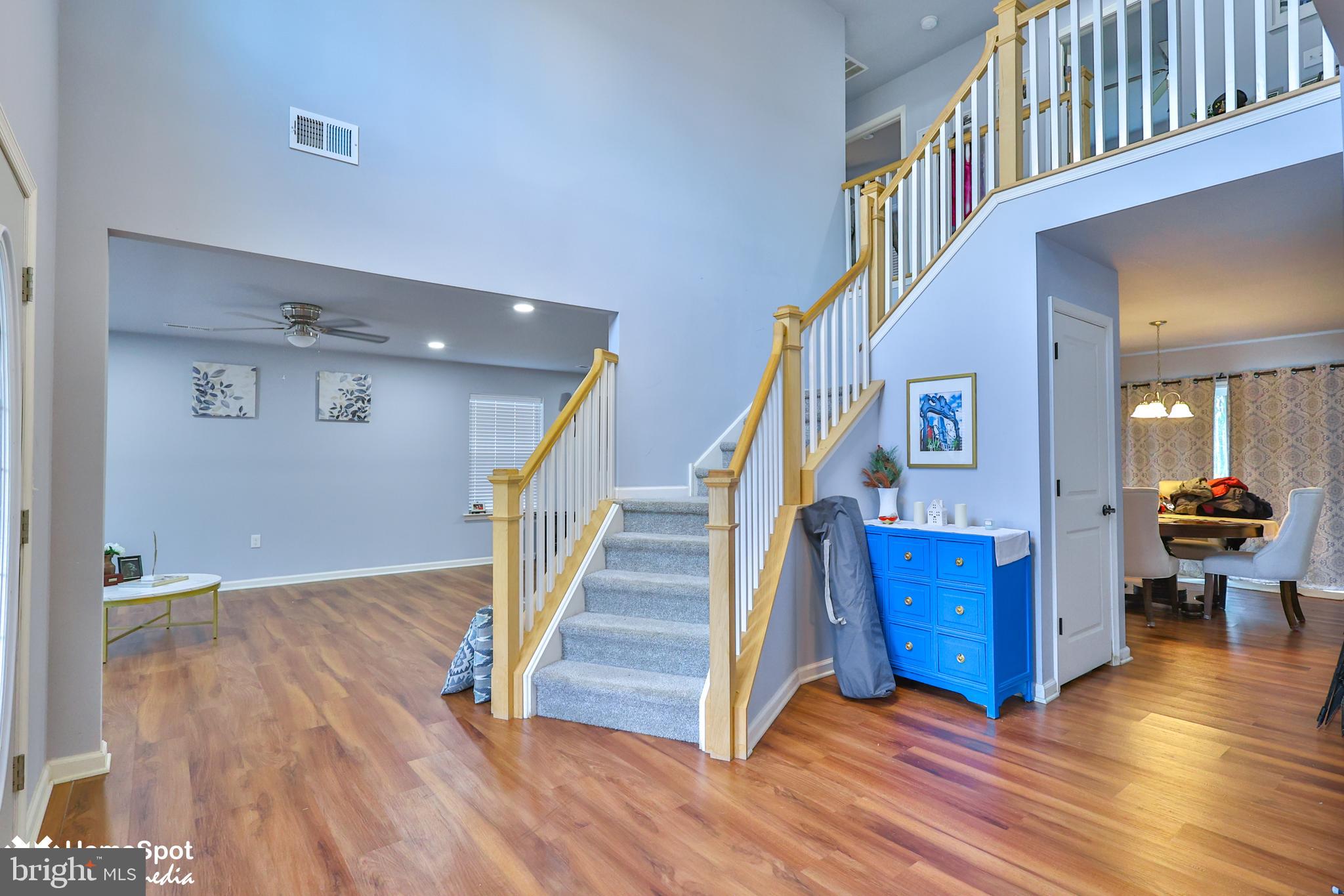 THE WOODS - Residential