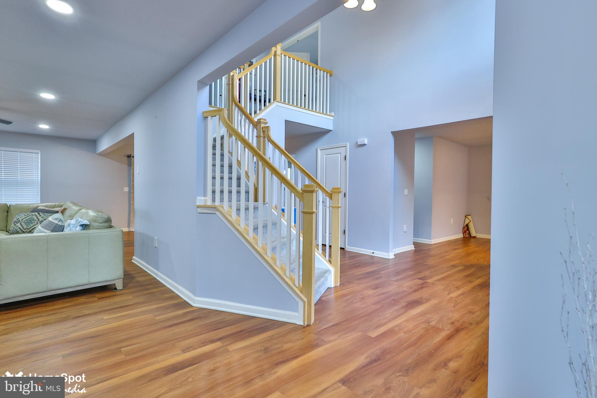 THE WOODS - Residential