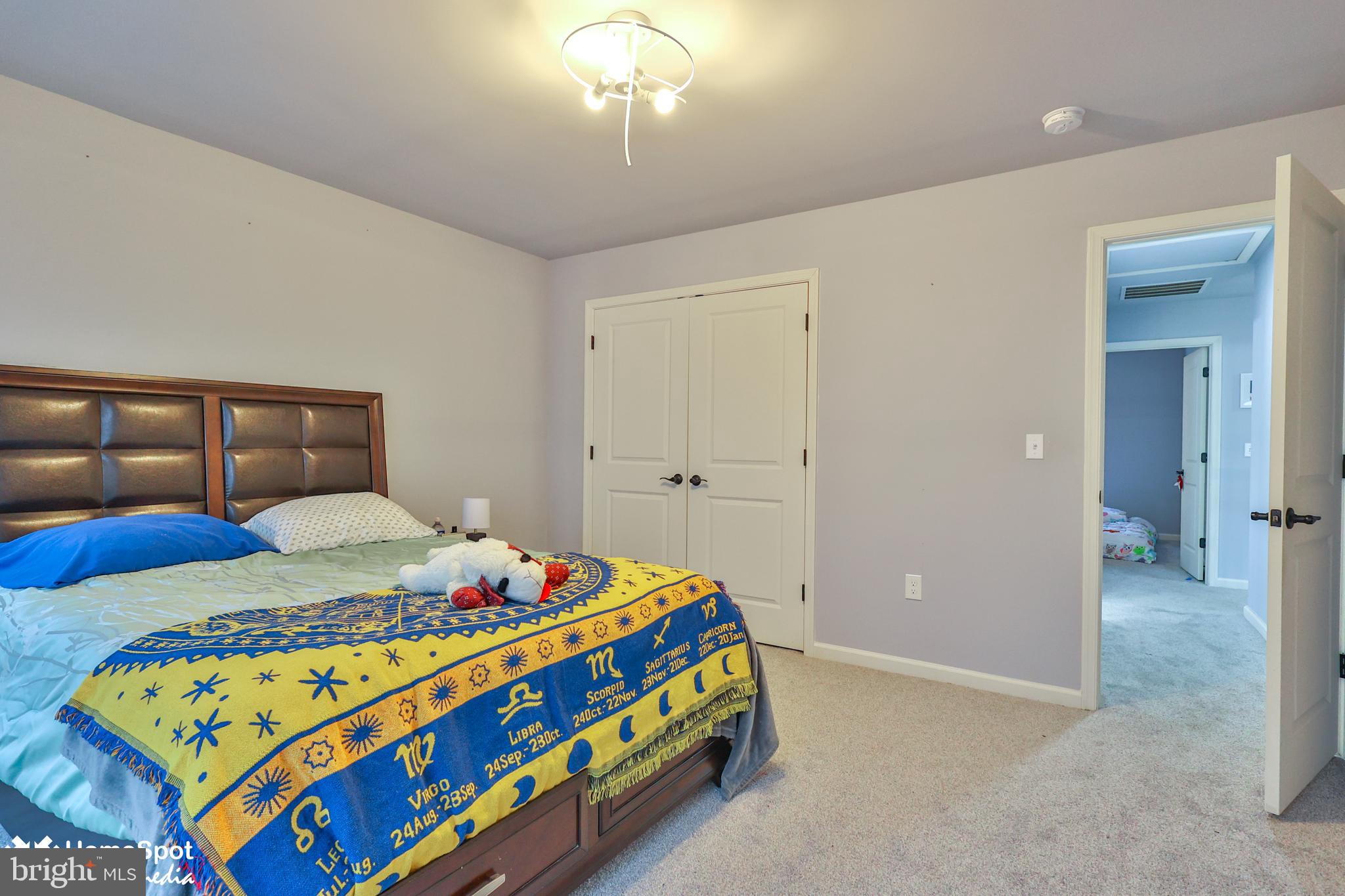 THE WOODS - Residential