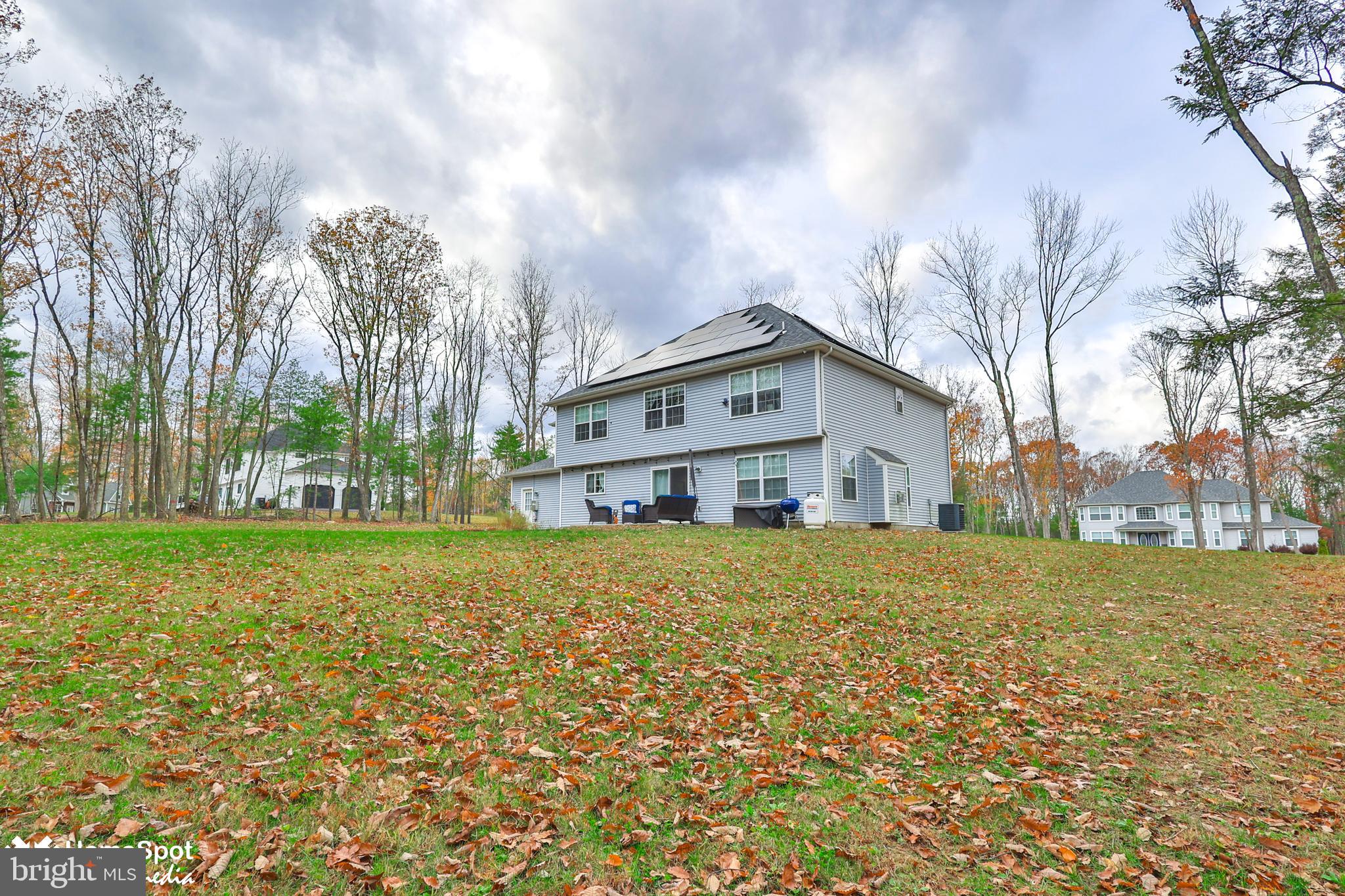 THE WOODS - Residential