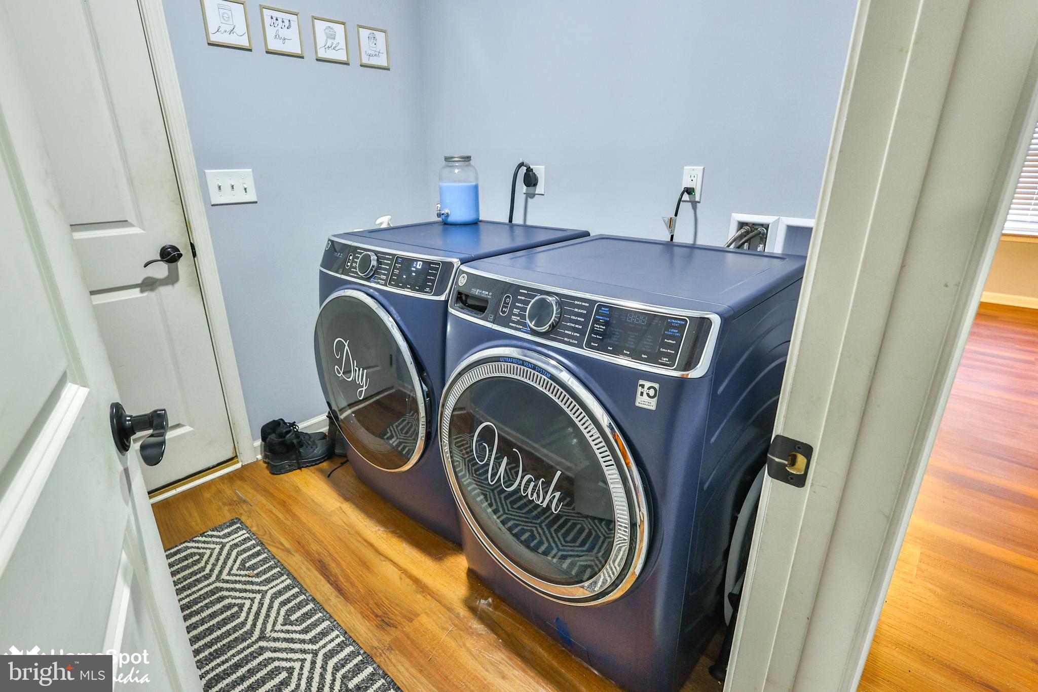 THE WOODS - Residential