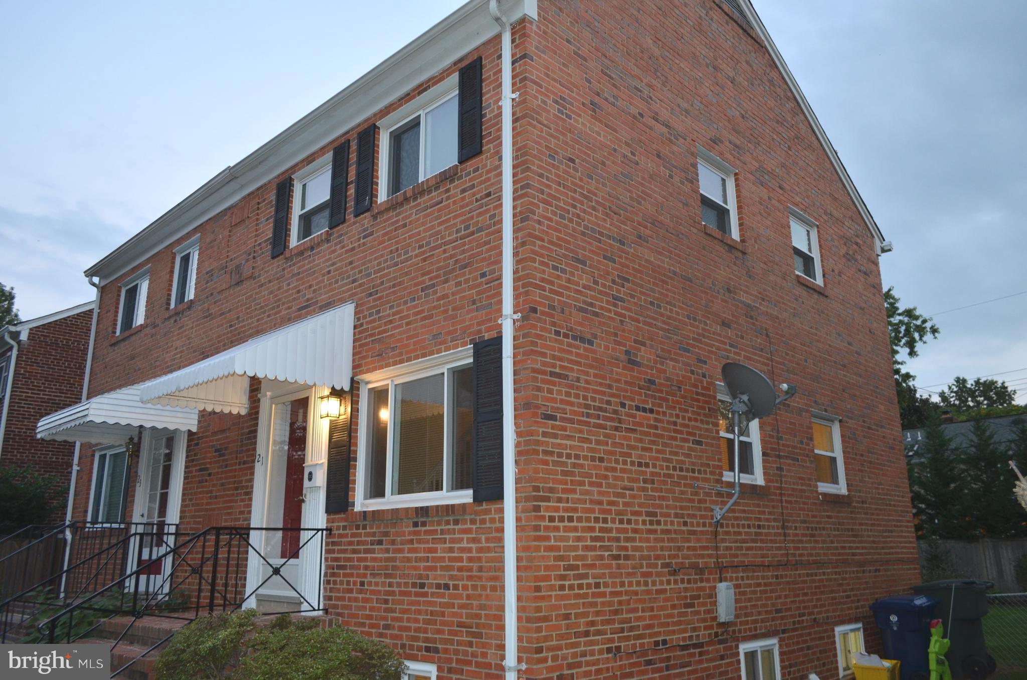 BRENTON/DEL RAY - Residential Lease