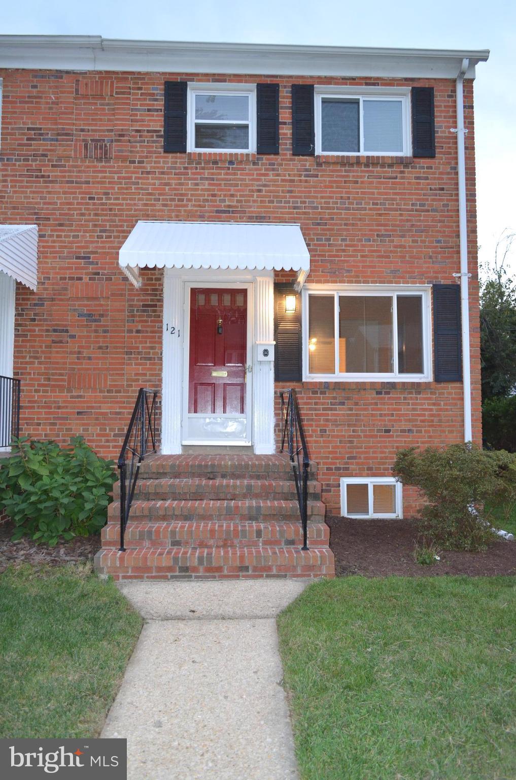 BRENTON/DEL RAY - Residential Lease