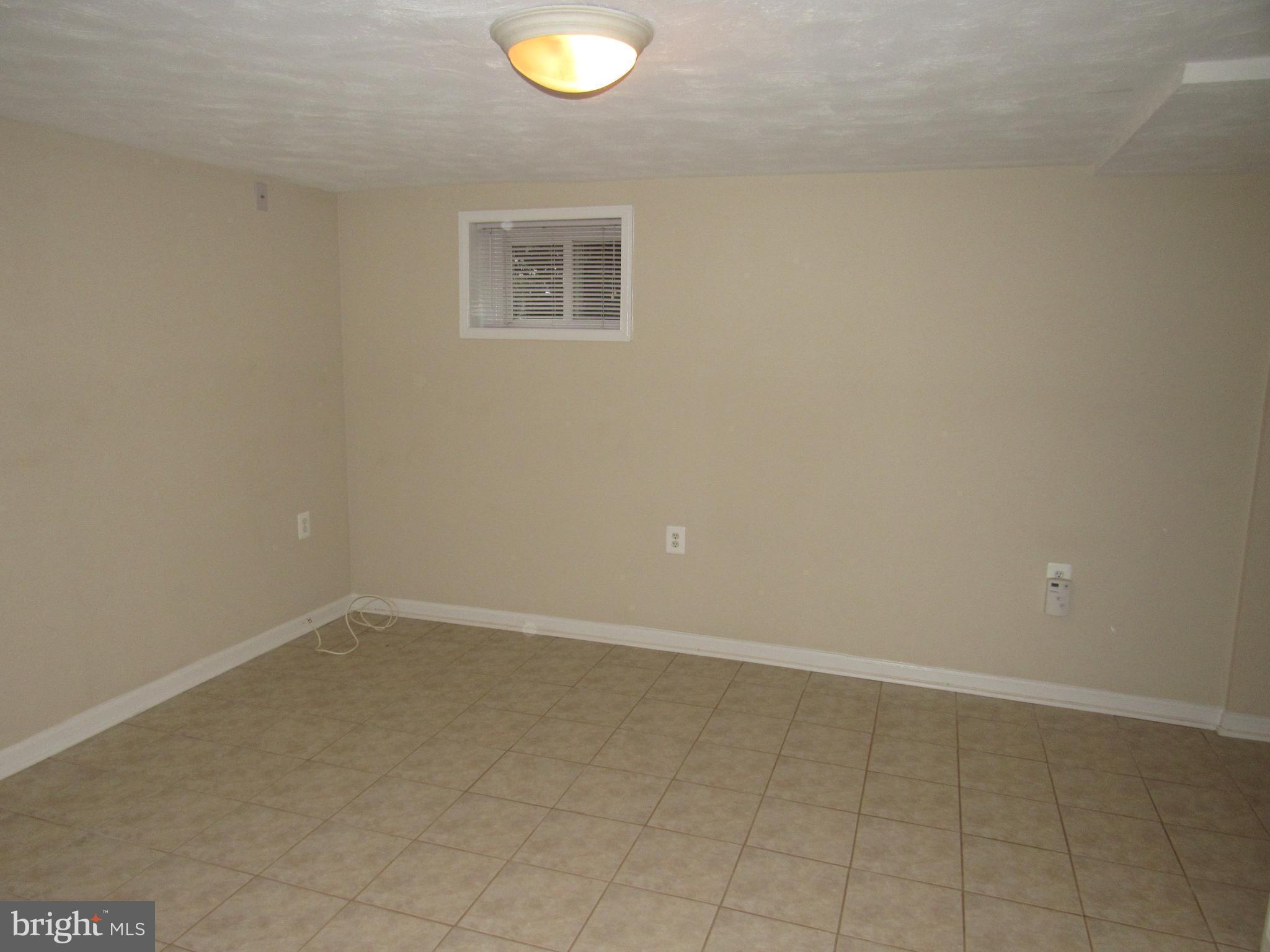 BRENTON/DEL RAY - Residential Lease