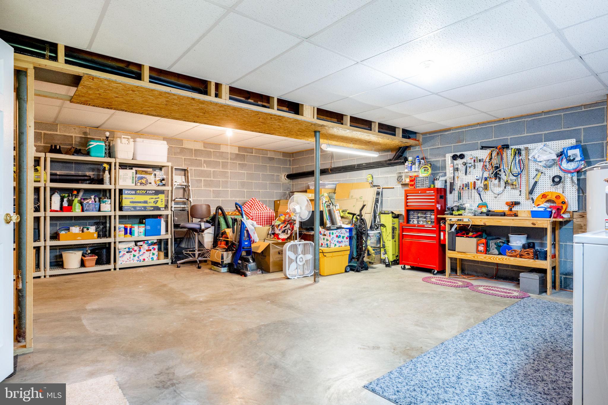 HICKORY GROVE ACRES - Residential