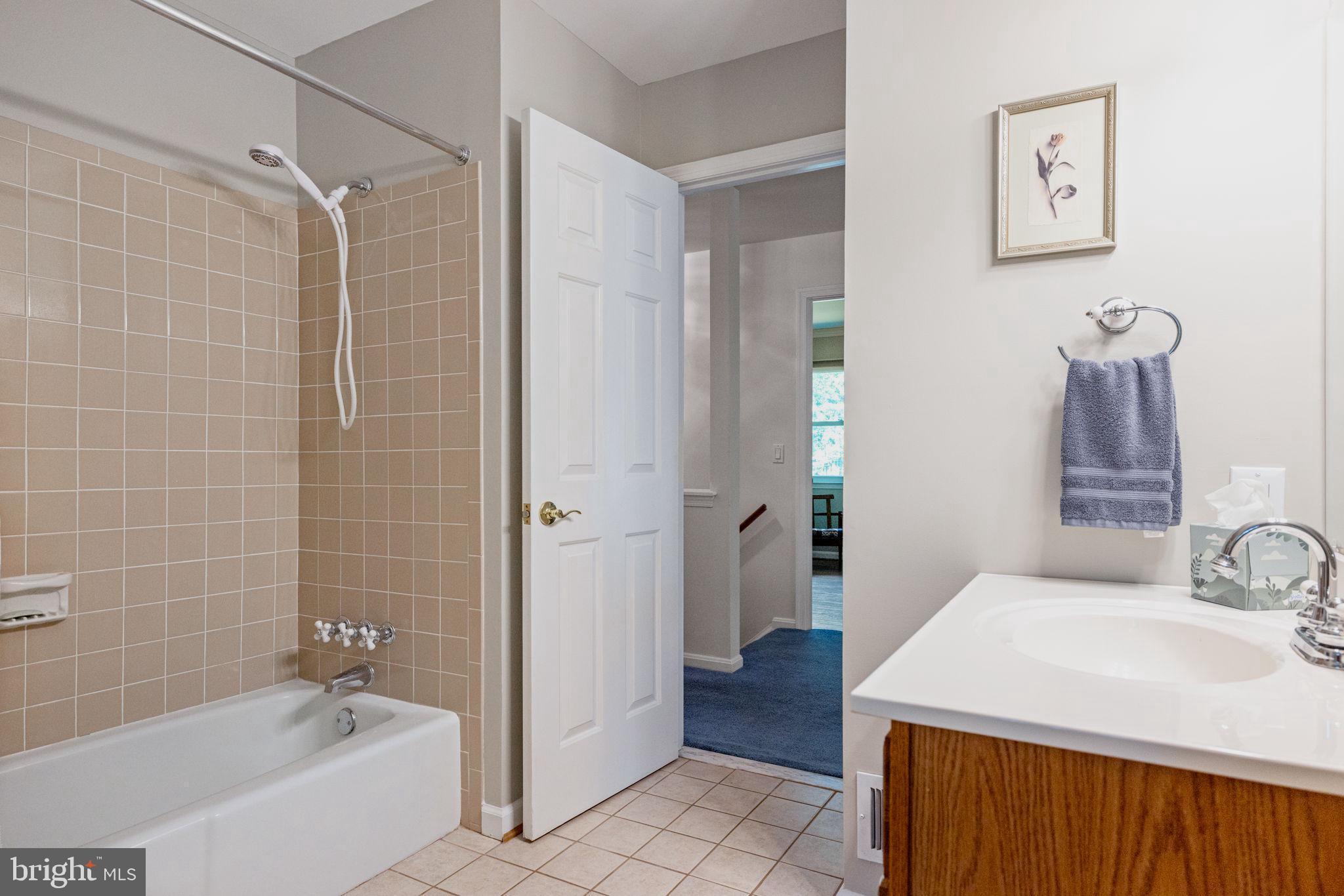 HICKORY GROVE ACRES - Residential