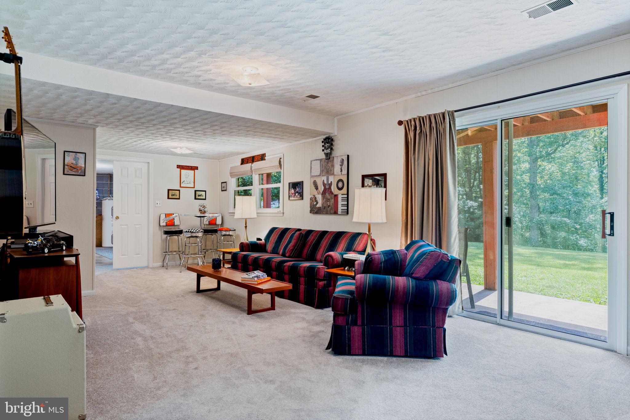 HICKORY GROVE ACRES - Residential