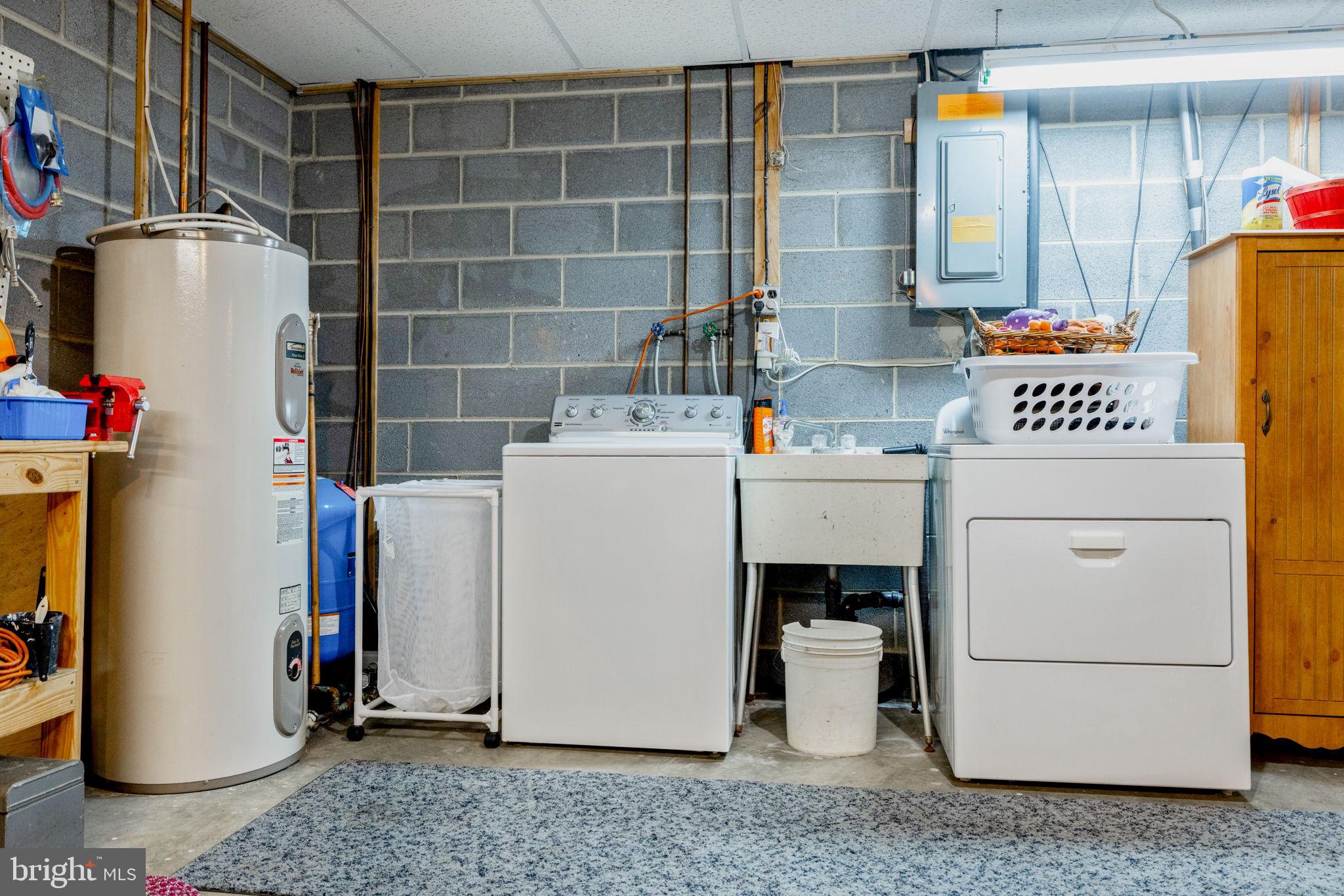 HICKORY GROVE ACRES - Residential