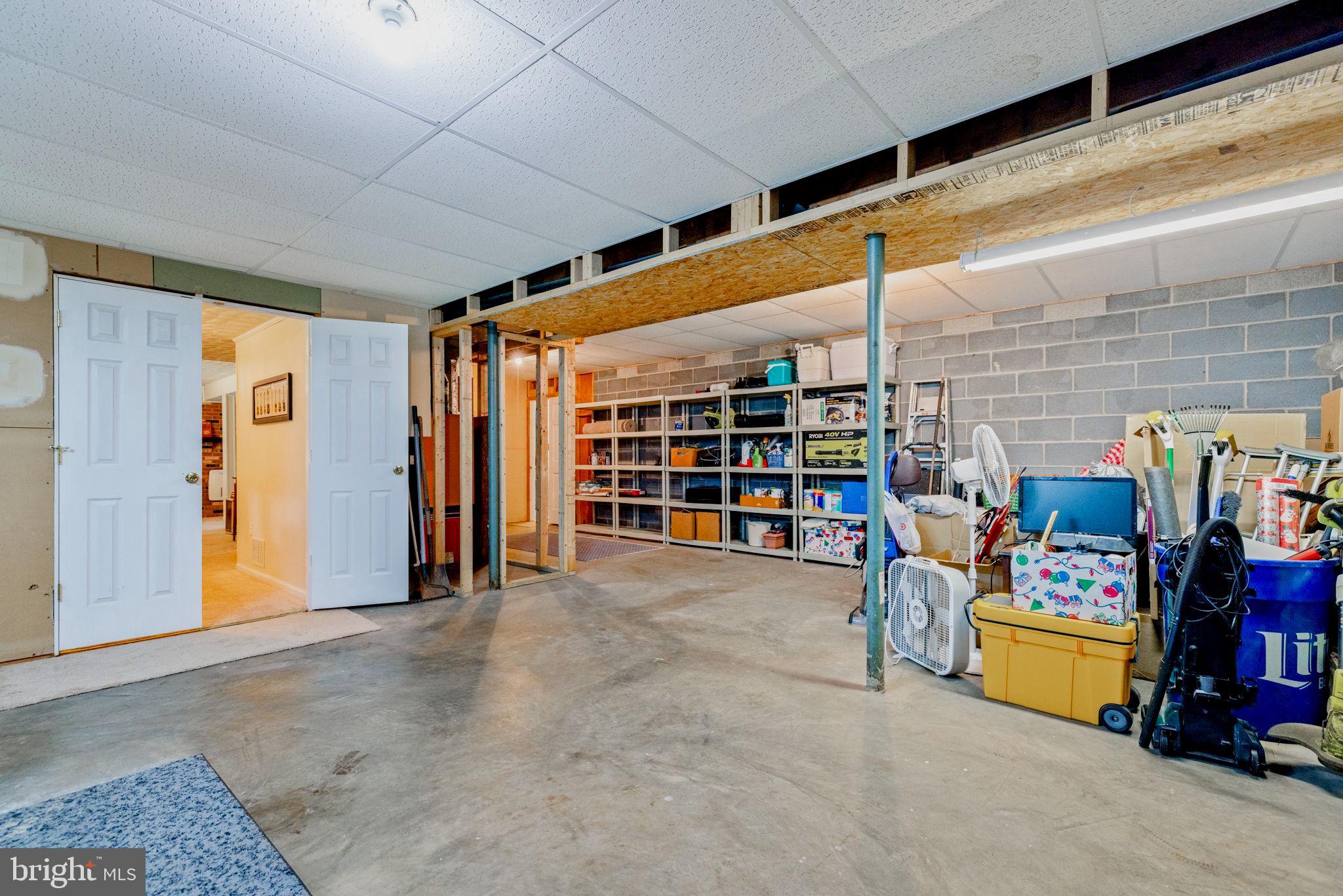 HICKORY GROVE ACRES - Residential