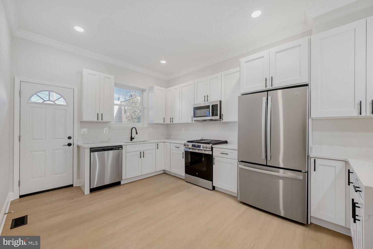 PATTERSON PARK - Residential