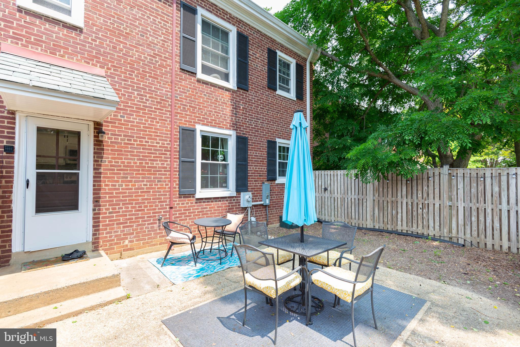 FAIRLINGTON GLEN - Residential Lease