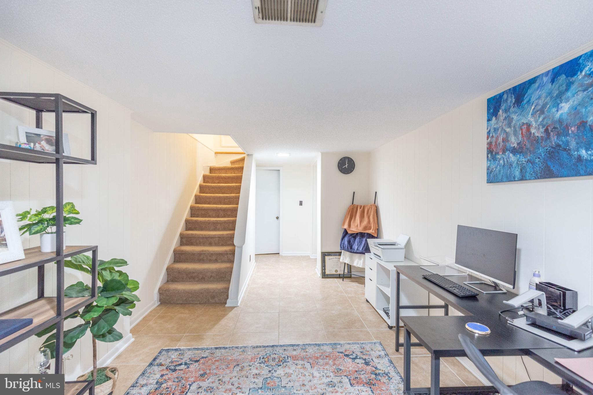 FAIRLINGTON GLEN - Residential Lease