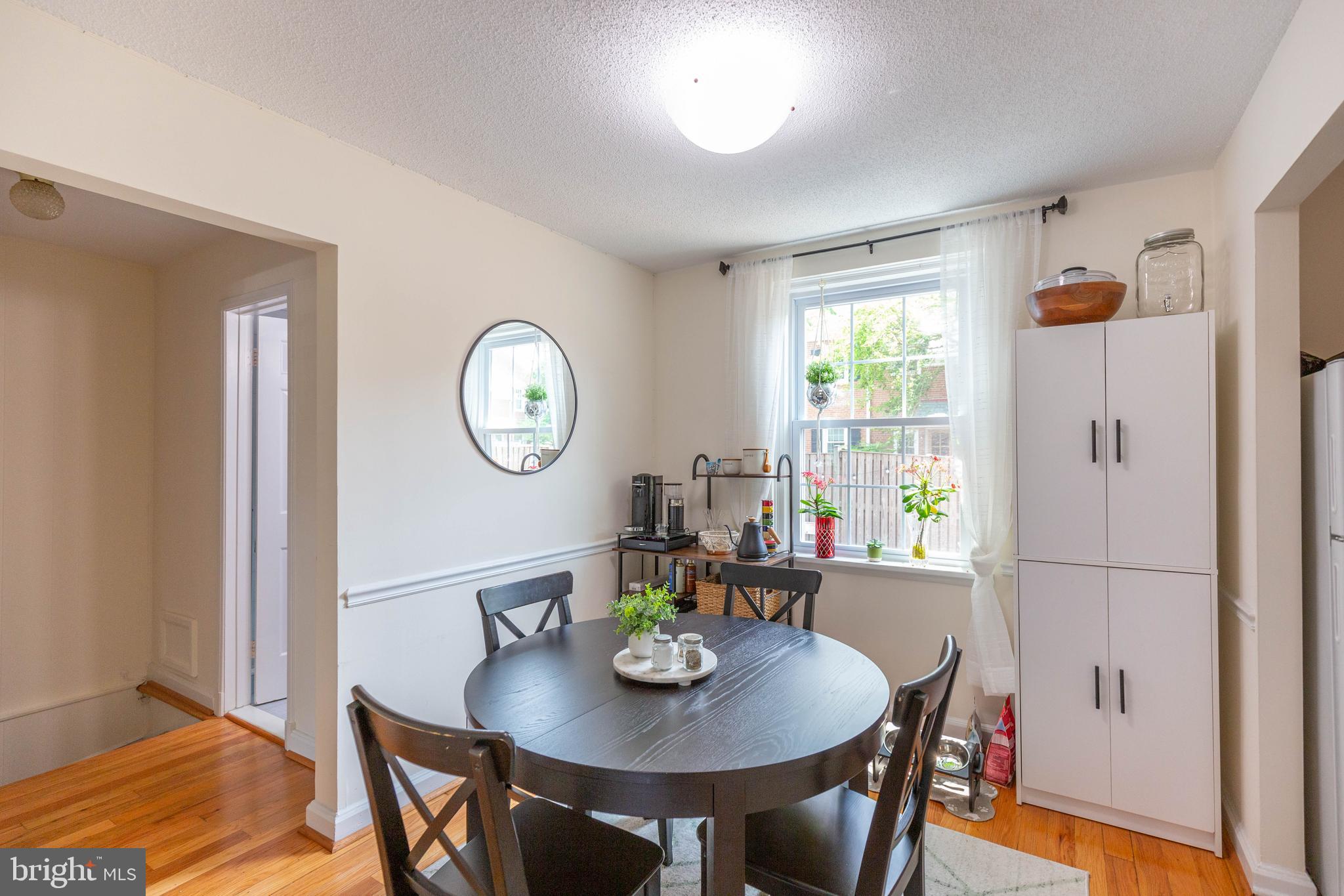 FAIRLINGTON GLEN - Residential Lease