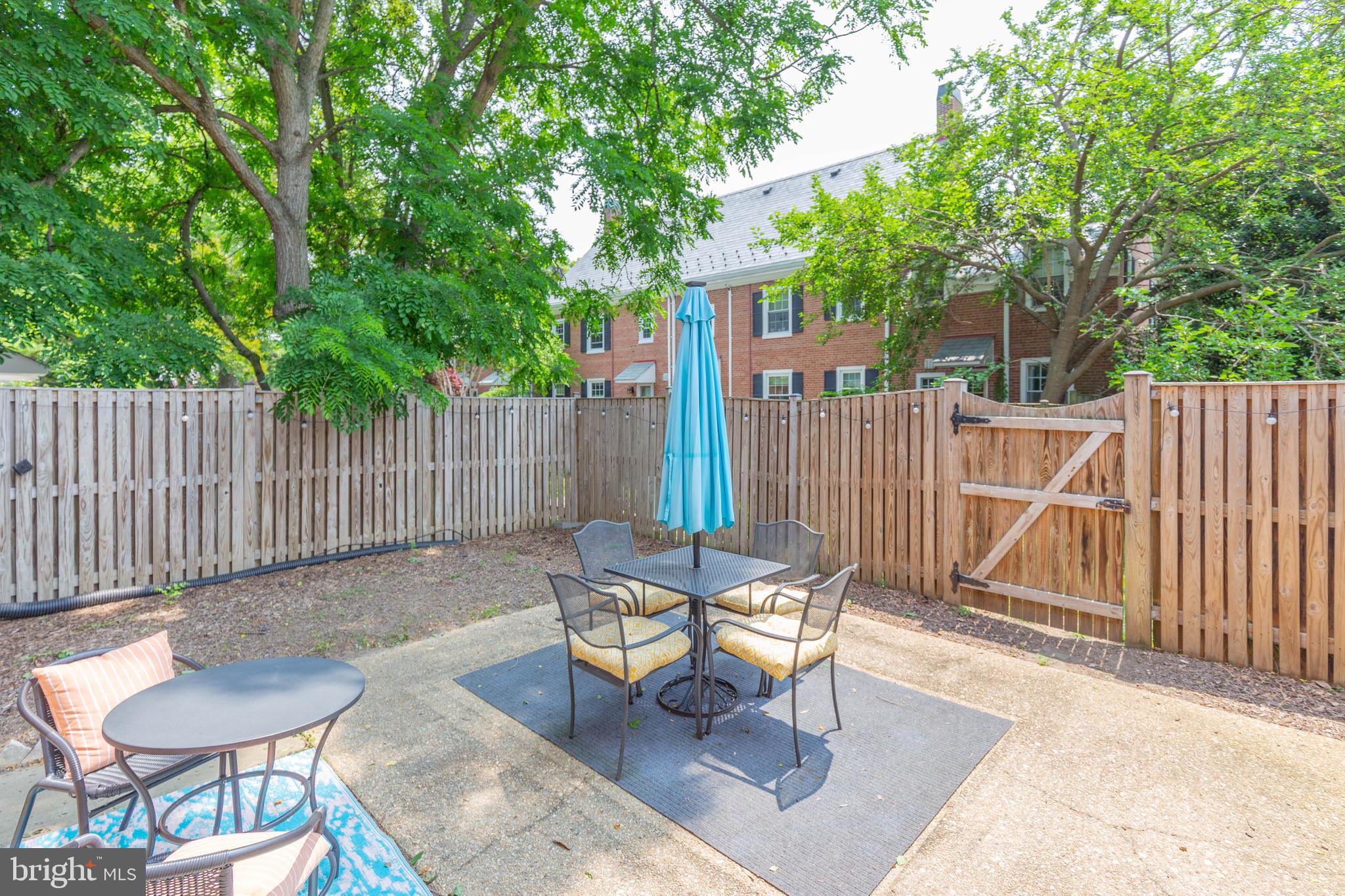 FAIRLINGTON GLEN - Residential Lease