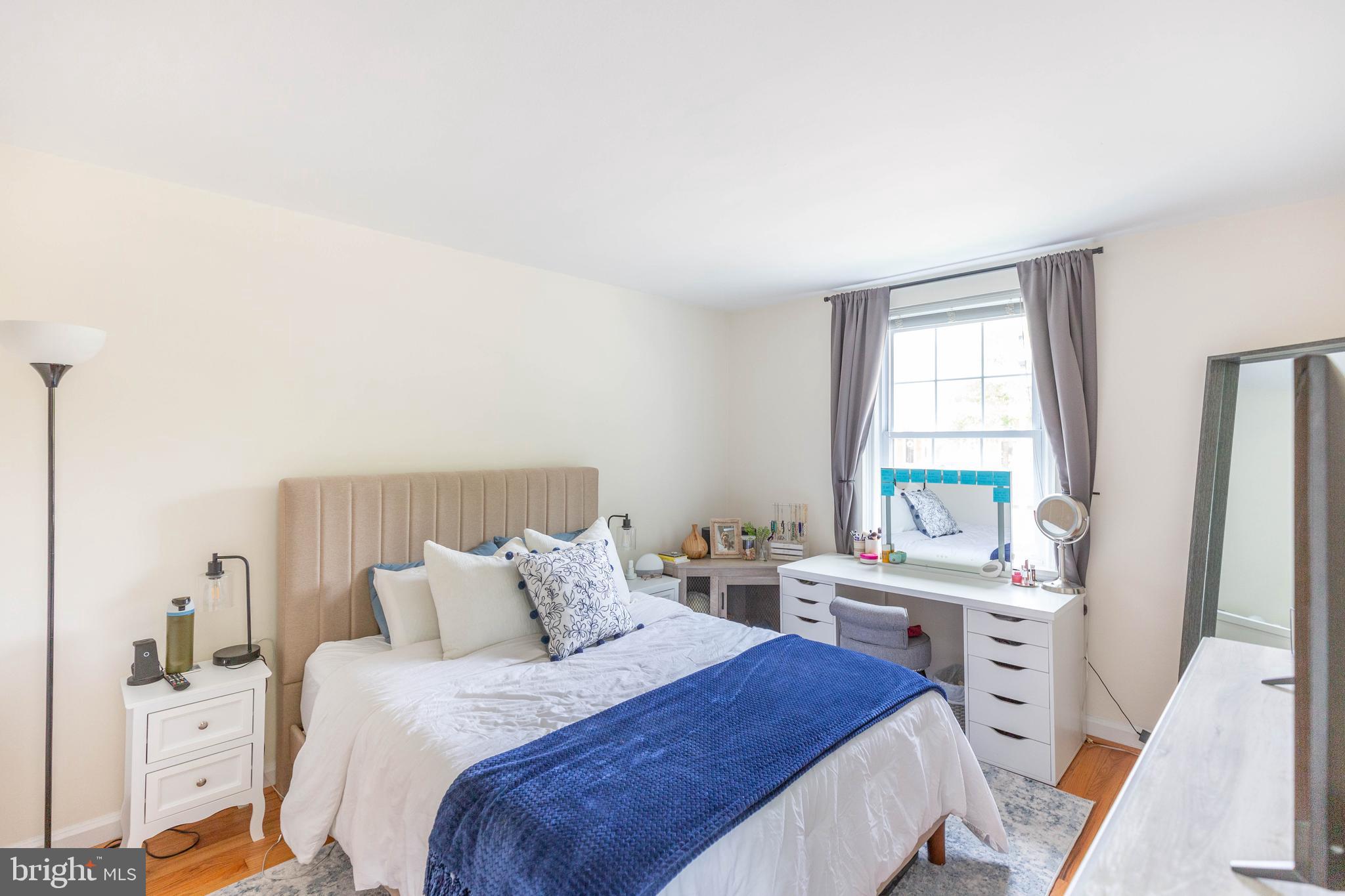 FAIRLINGTON GLEN - Residential Lease