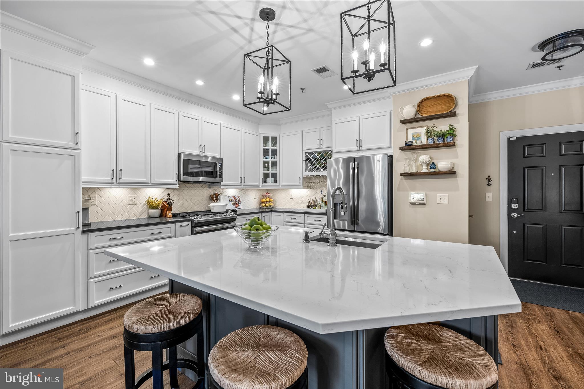 19688 CHELMER DRIVE 5