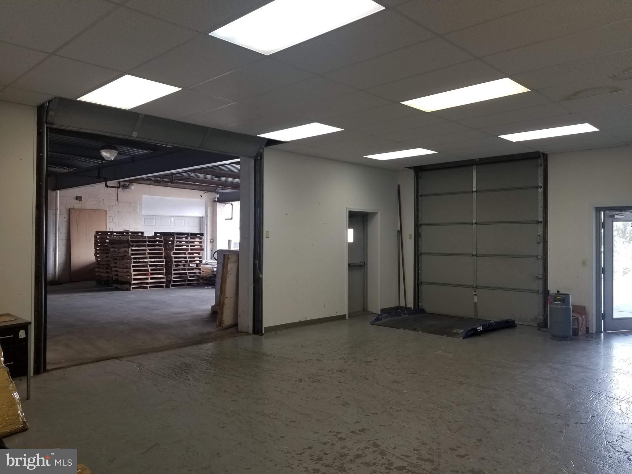 315-329 E 2ND STREET