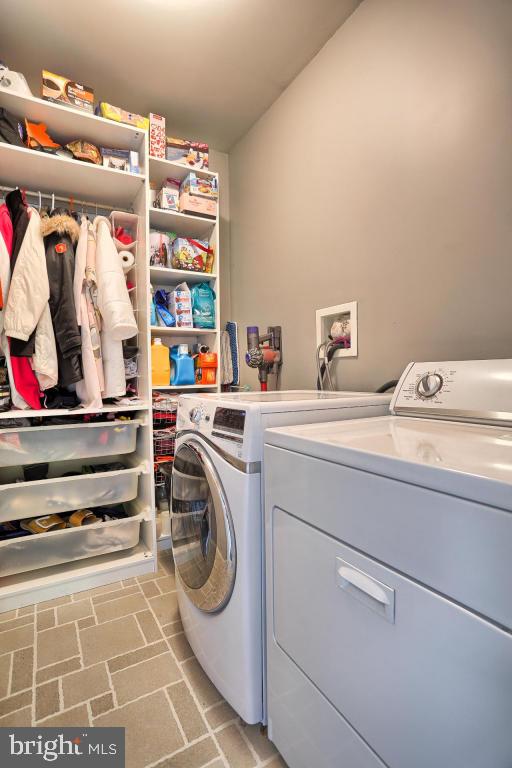 SOUTHRIDGE - Residential