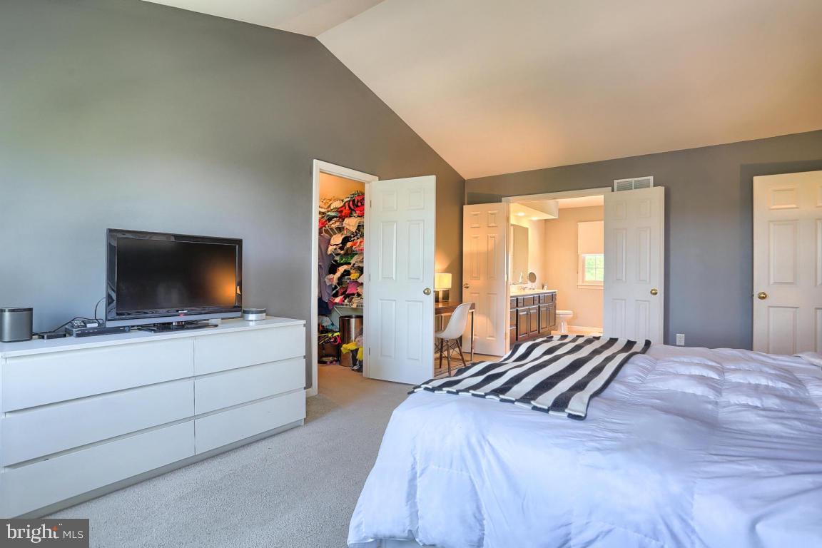 SOUTHRIDGE - Residential