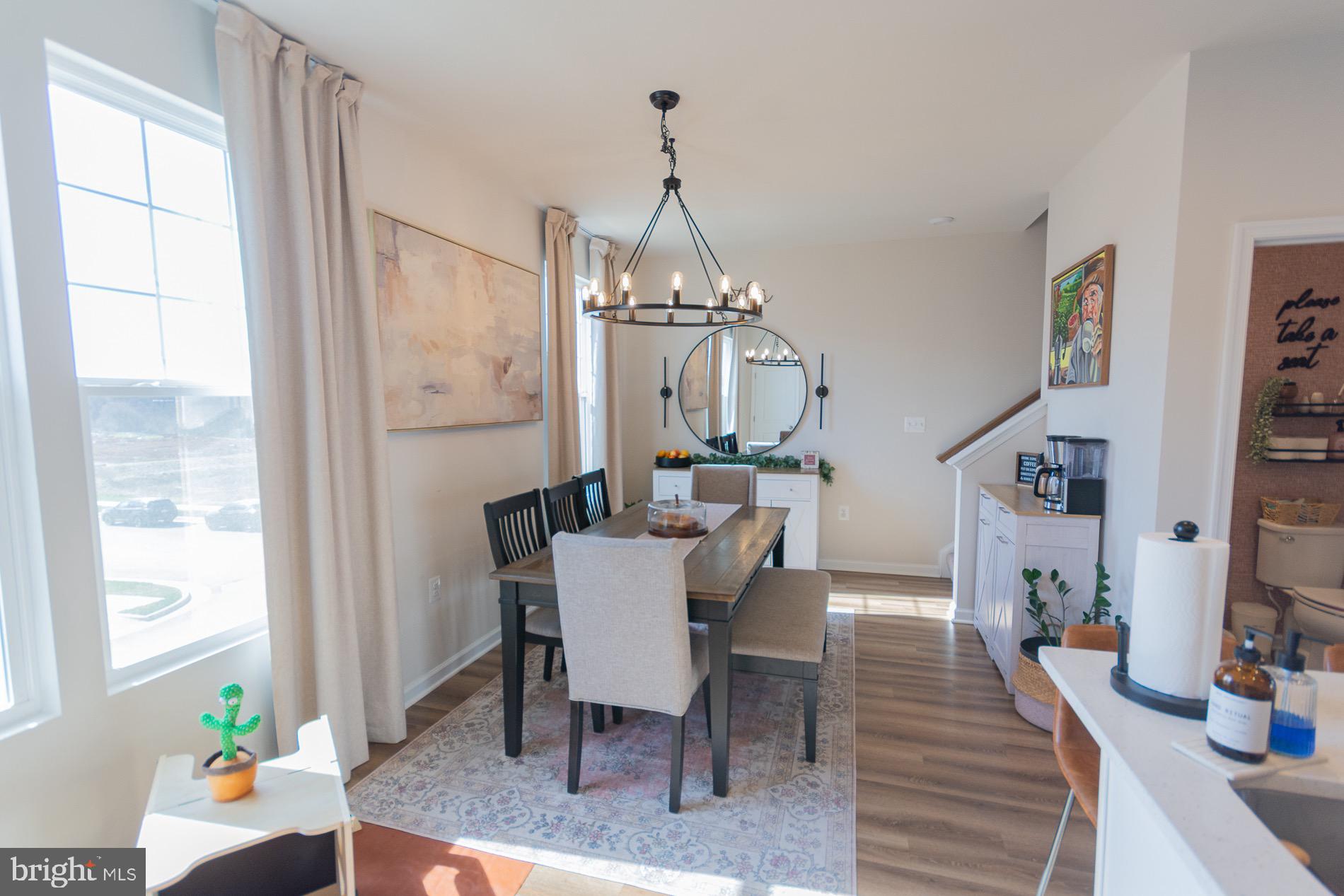 PRESIDENTS POINTE - Residential Lease