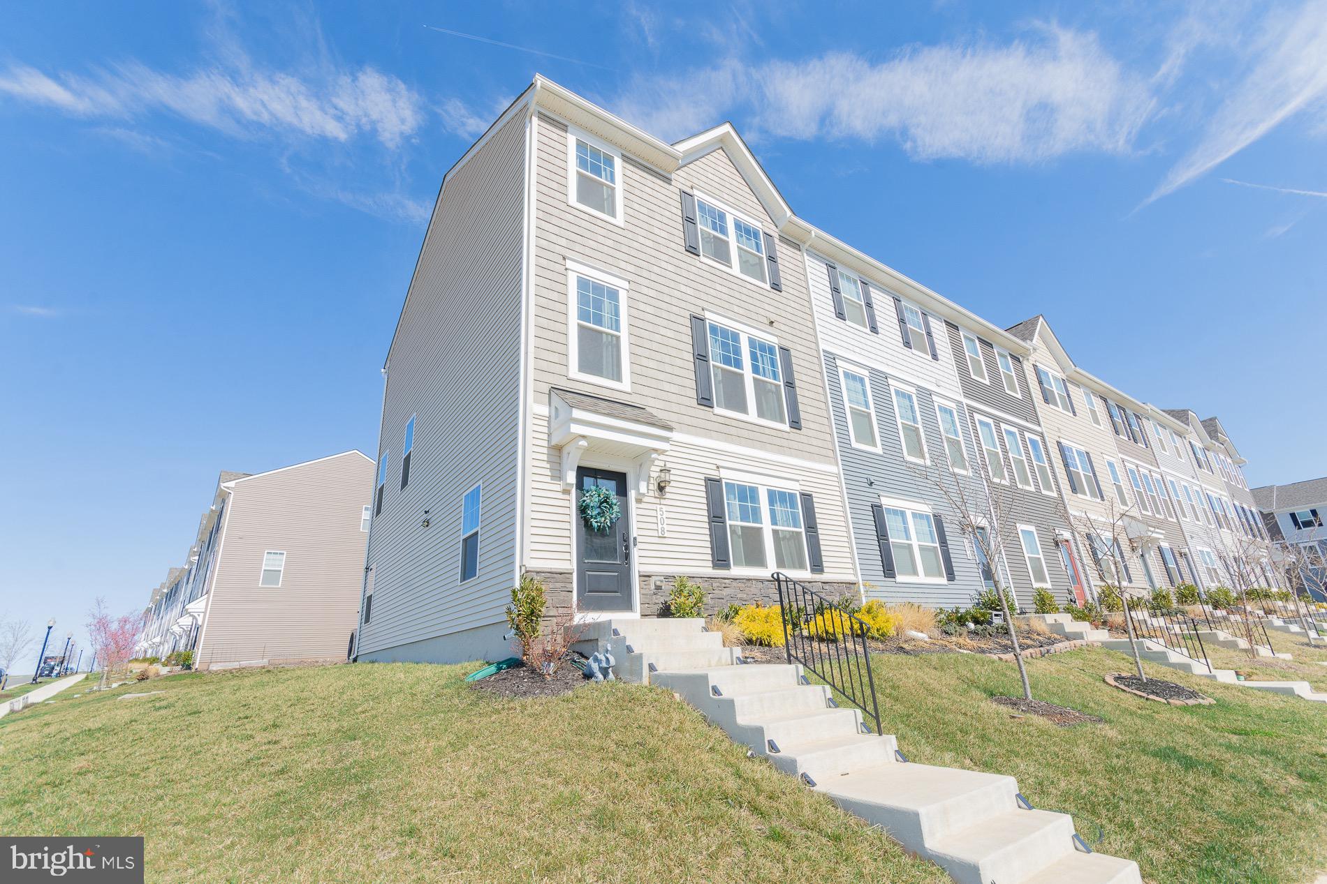 PRESIDENTS POINTE - Residential Lease