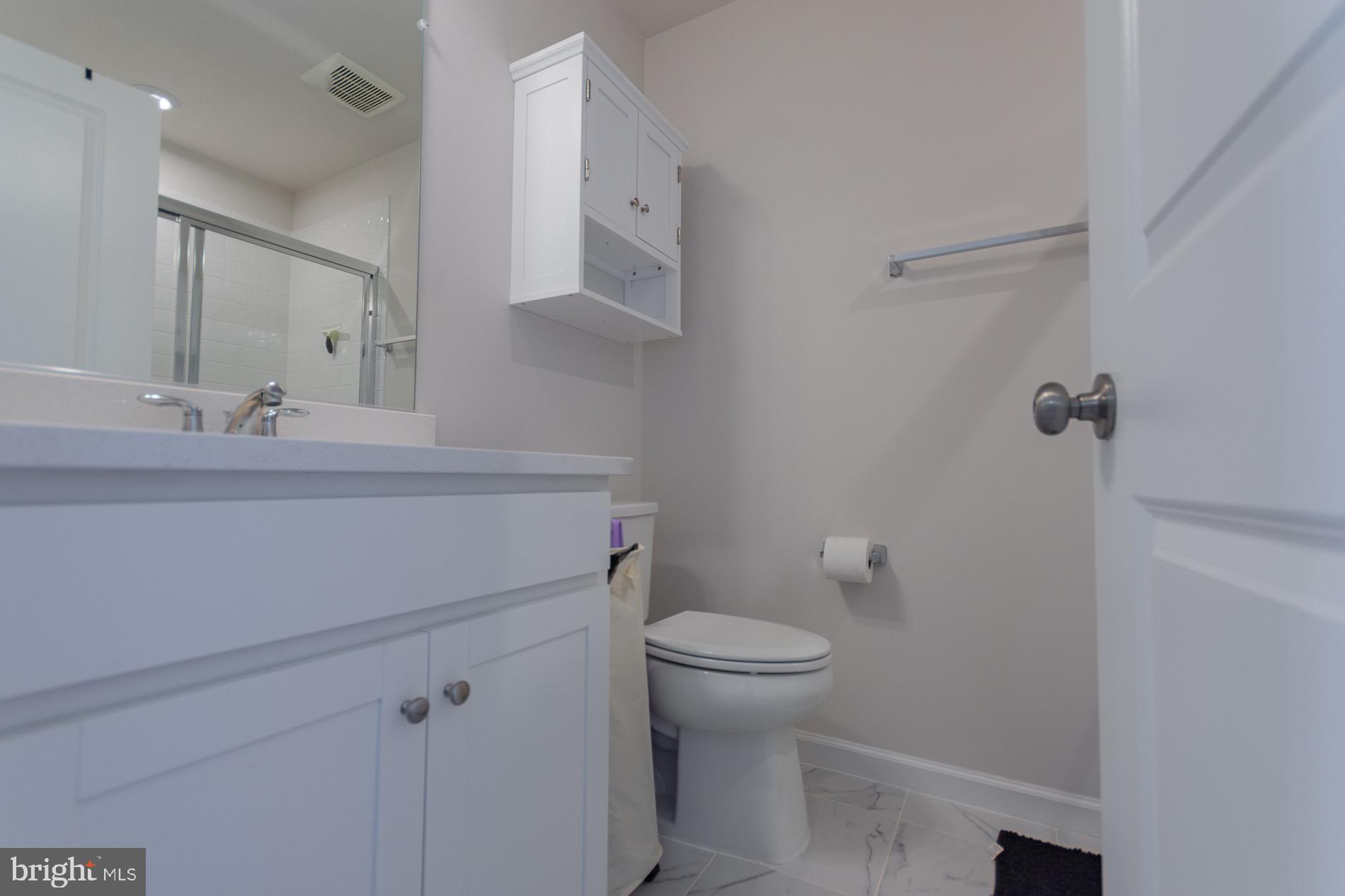 PRESIDENTS POINTE - Residential Lease