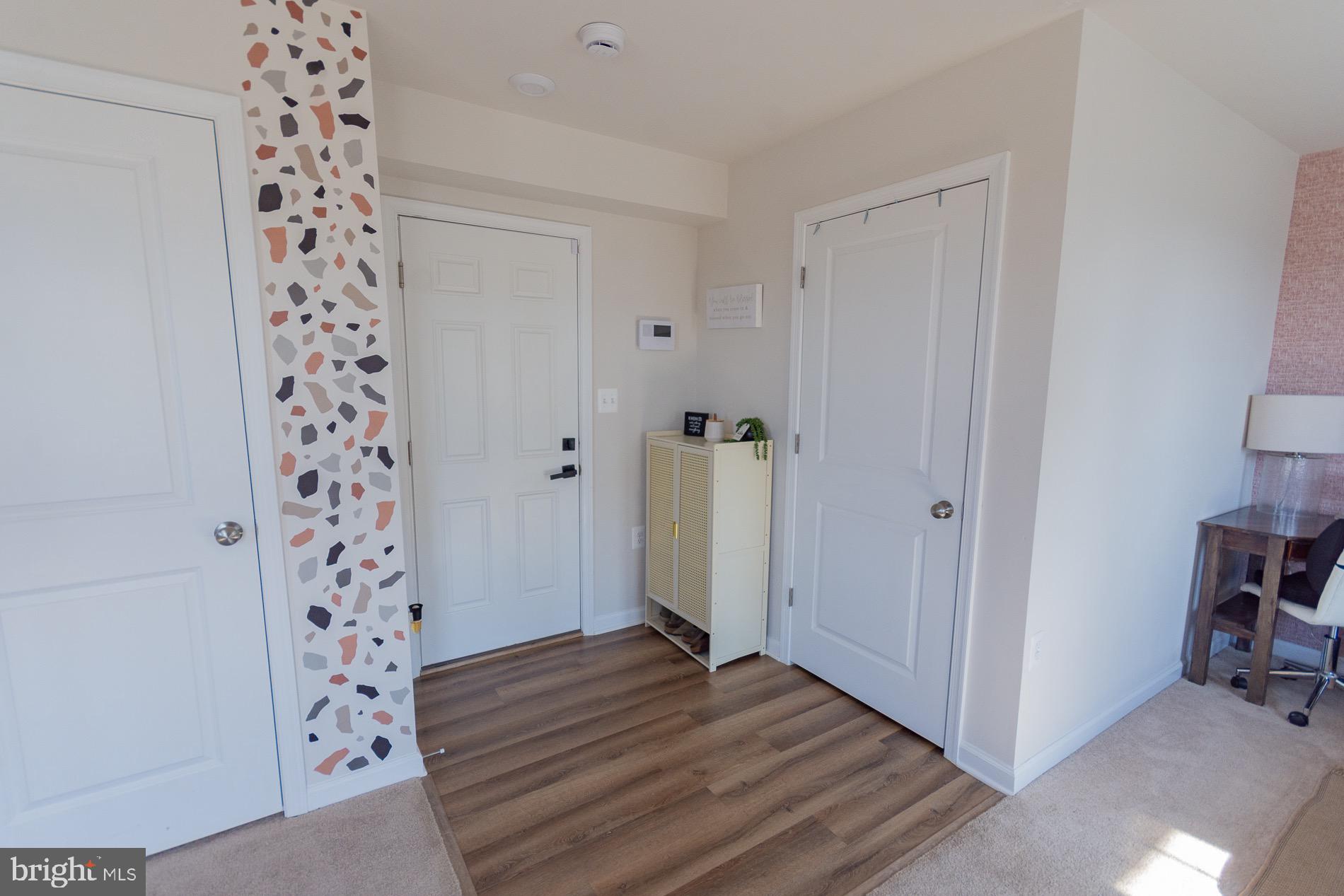 PRESIDENTS POINTE - Residential Lease