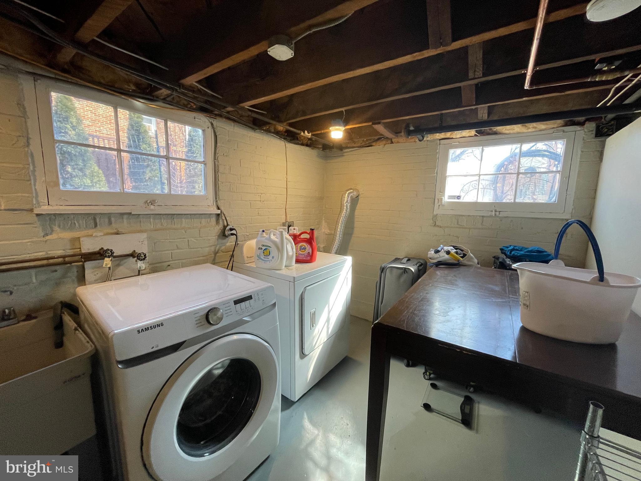 MOUNT RAINIER - Residential Lease