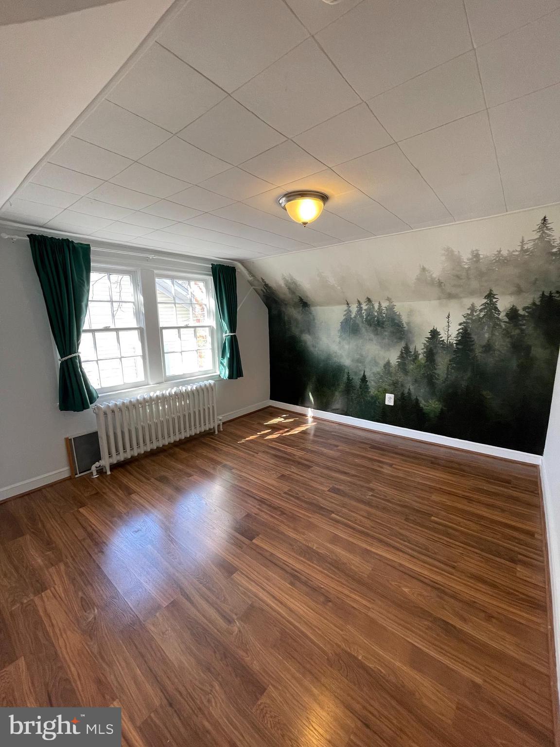 MOUNT RAINIER - Residential Lease