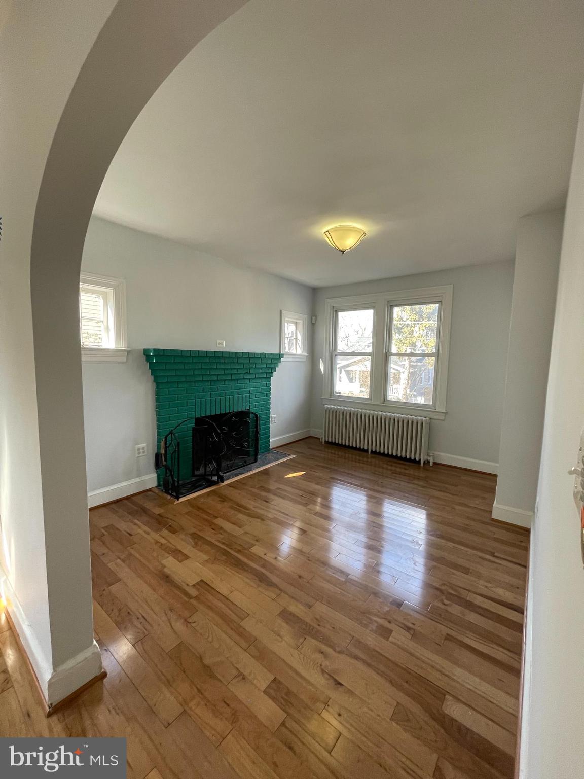 MOUNT RAINIER - Residential Lease