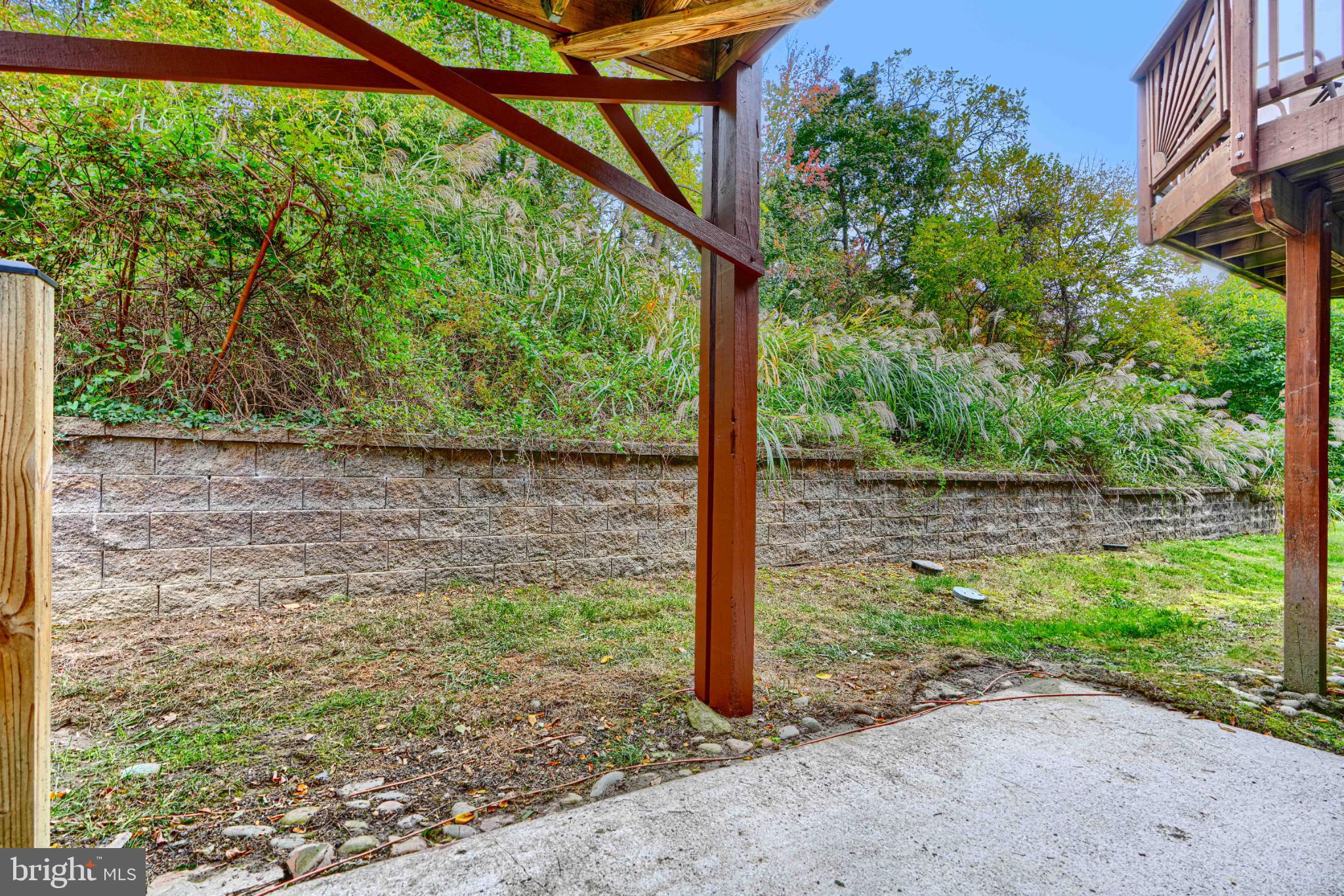 TOWN CENTER - Residential Lease