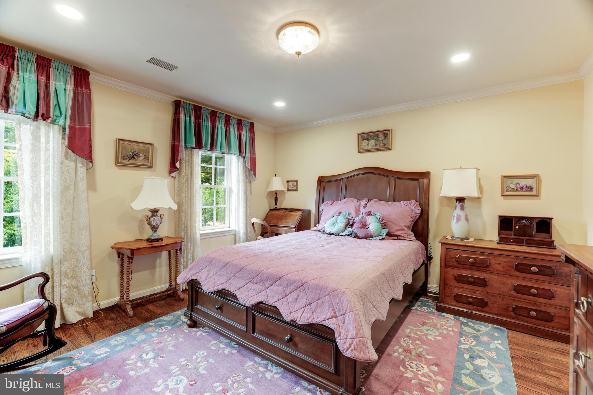 THE GLEBE - Residential