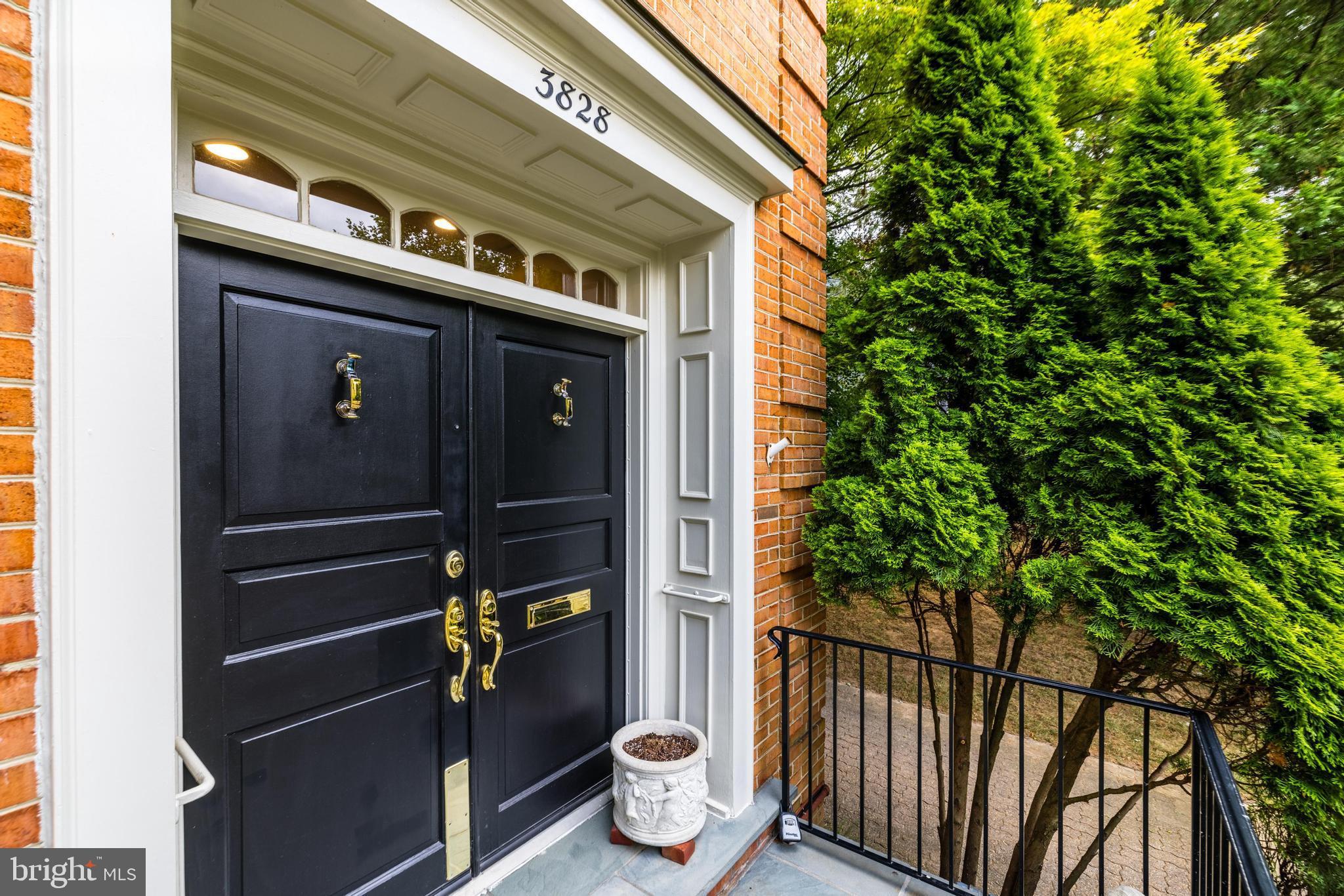 THE GLEBE - Residential