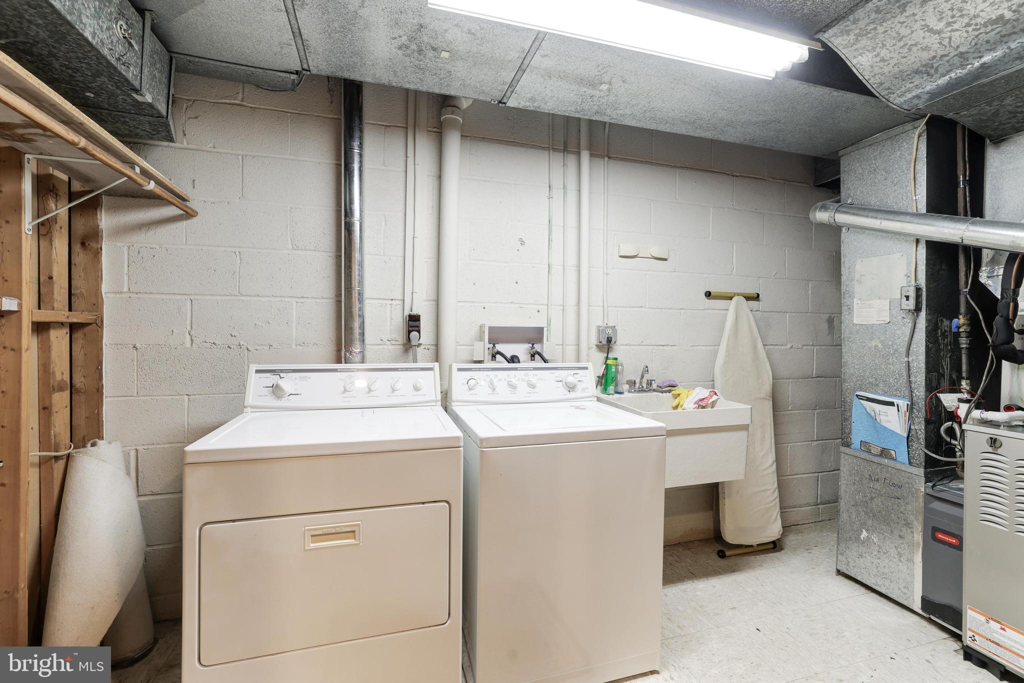 THE GLEBE - Residential