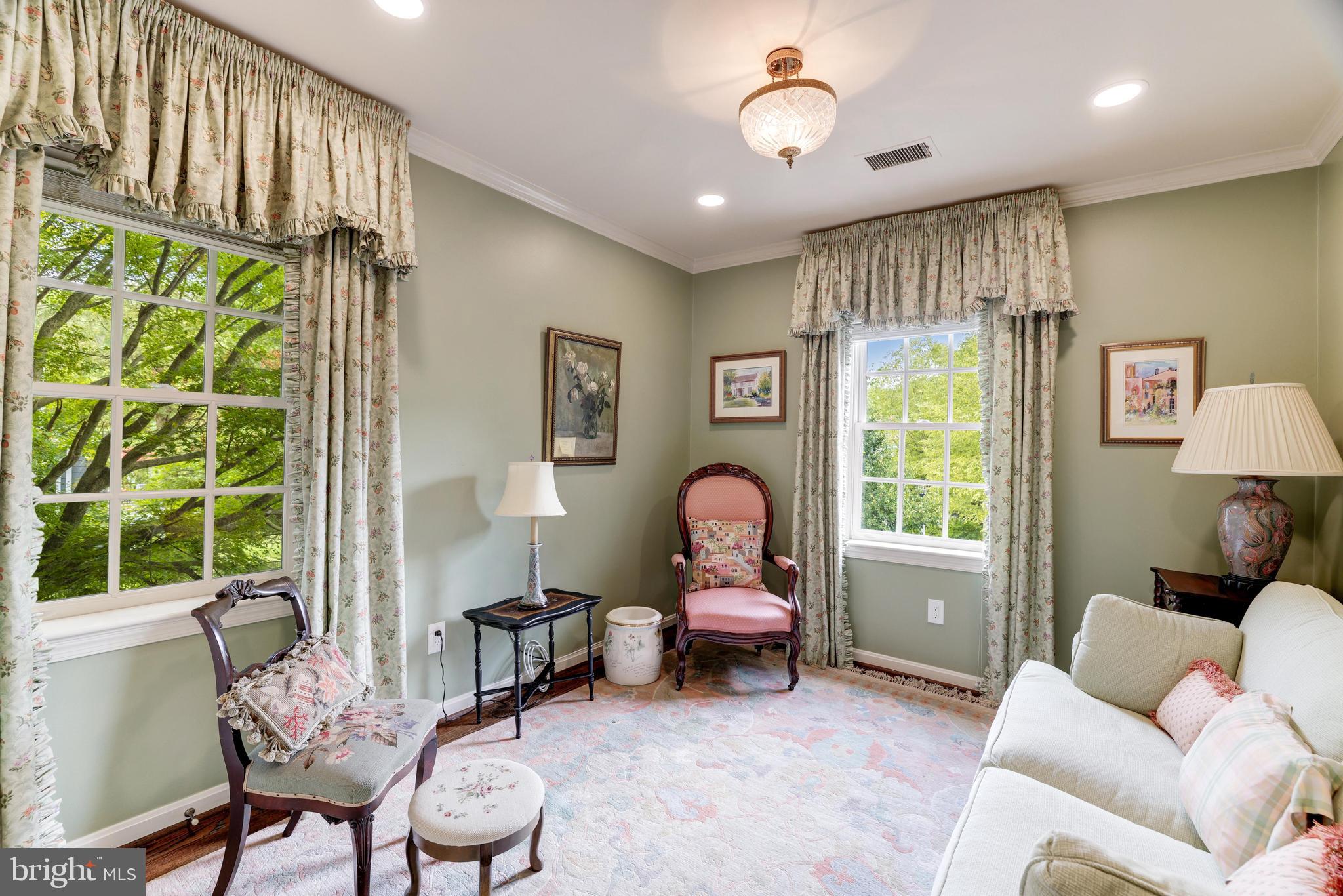 THE GLEBE - Residential