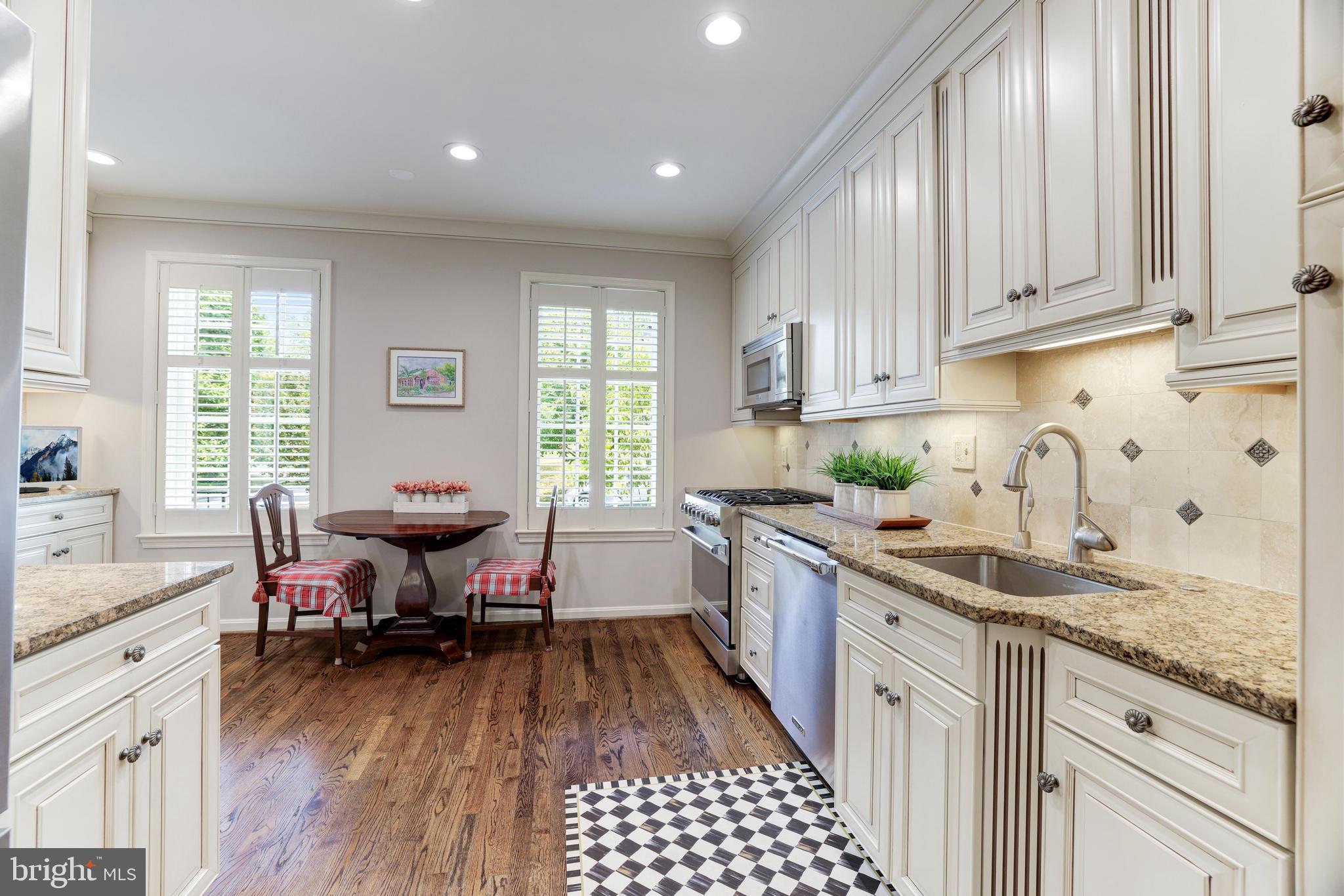 THE GLEBE - Residential