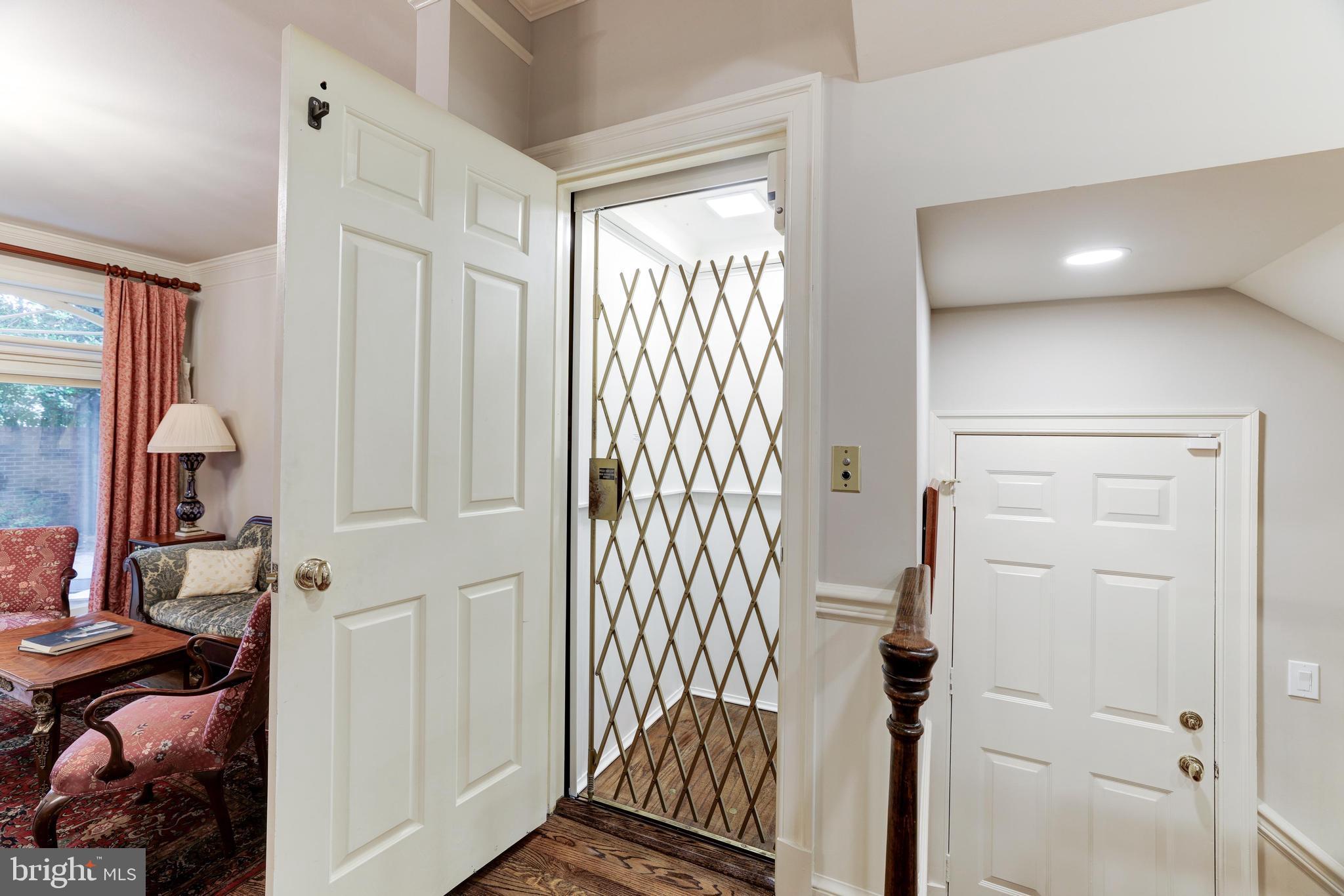 THE GLEBE - Residential