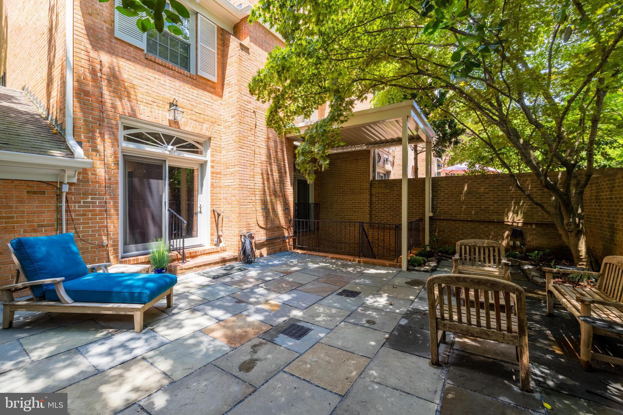 THE GLEBE - Residential