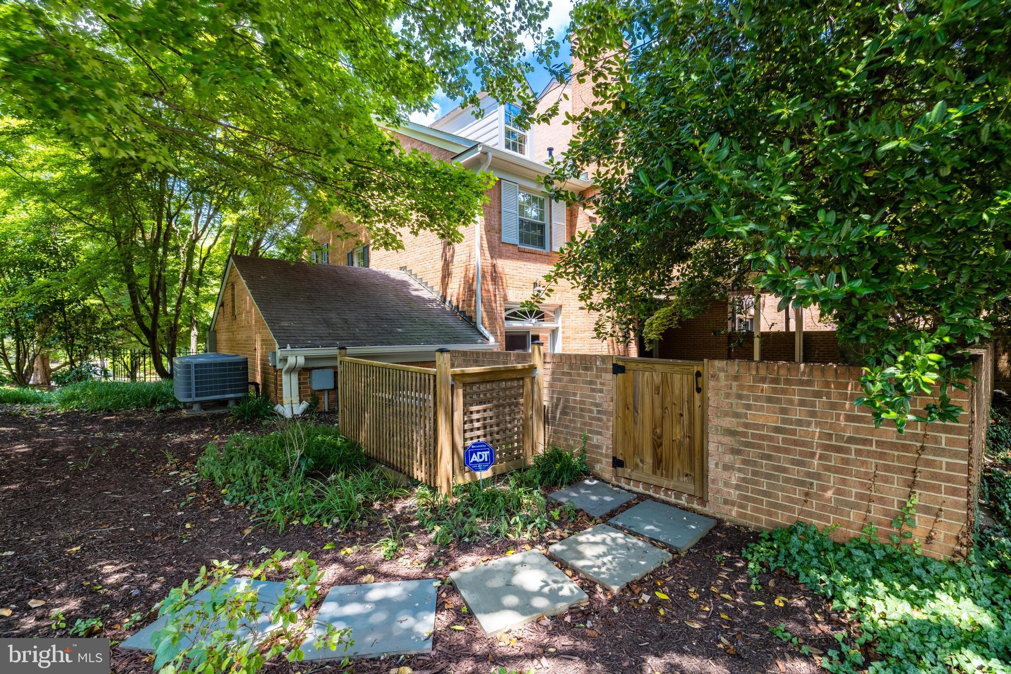 THE GLEBE - Residential