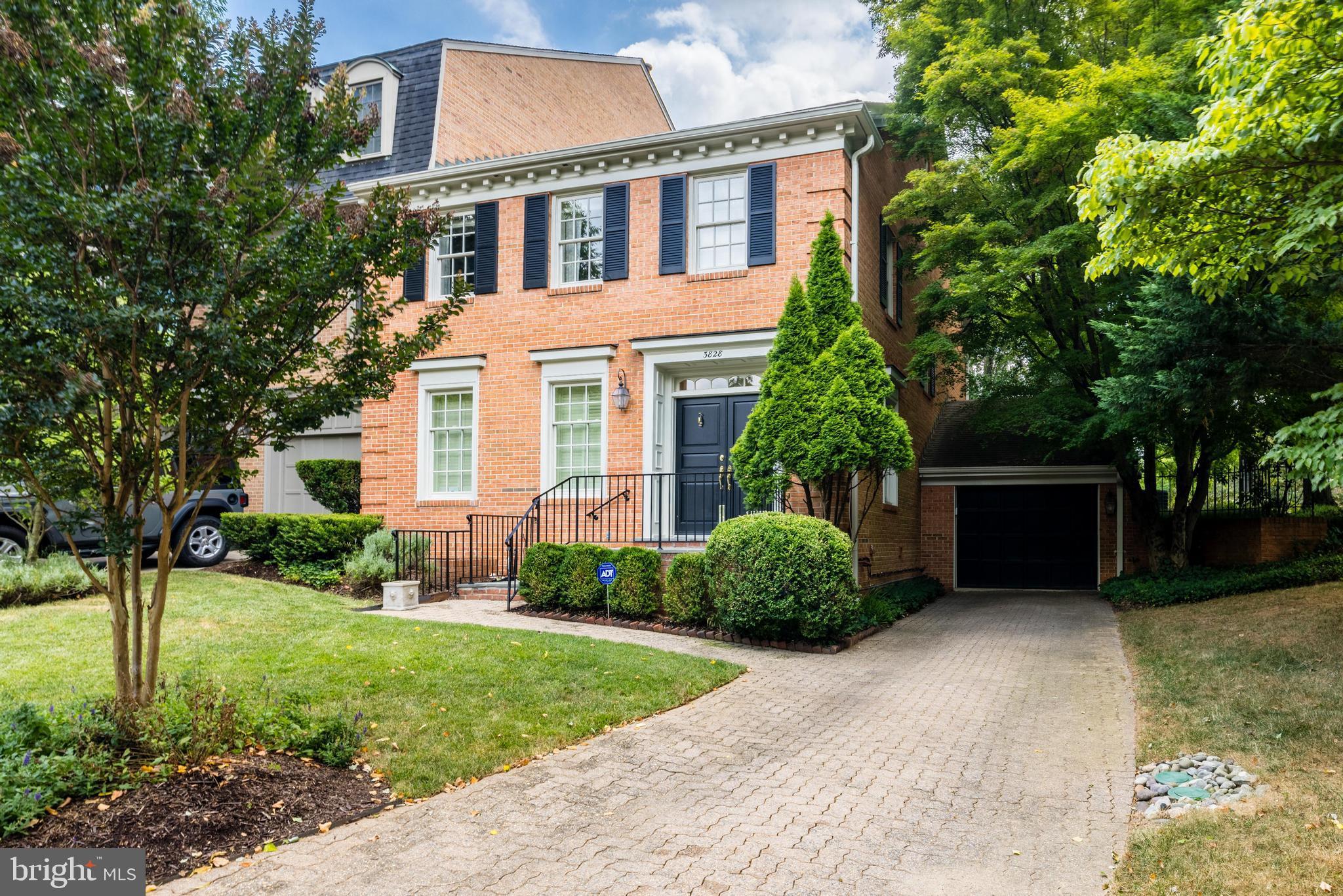 THE GLEBE - Residential