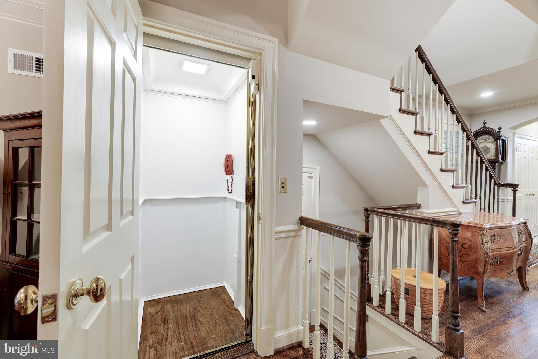 THE GLEBE - Residential