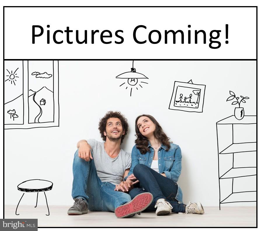 Inviting two level, 3 bedrooms, 1 full & 2 half baths, town home condo on a quiet street in the Cardinal Forest community located in the highly sought-after West Springfield High School pyramid.  A great place for a growing family. The main level features wood laminate and carpet flooring. The updated eat-in kitchen features new cabinets, stunning Silestone countertops, and a brick backsplash. Upstairs you will find the three bedrooms all with hardwood floors, filled with natural light. The full bath is available for all with a private half bath in the master suite. The master bedroom and one other bedroom have walk-in closets. In-unit laundry offers ultimate convenience with a full-size washer and dryer. Updated HVAC ( 2022). Condo Fee includes water (including hot water), trash, gas, and exterior maintenance including roof. 
Enjoy peaceful living without sacrificing accessibility. Outdoor and community features include: A fenced backyard with privacy complete with a patio perfect for outdoor dining and entertaining. Resort-style amenities allow you to take advantage of the community's fantastic amenities, which includes two pools, tennis courts, tot lots, and clubhouses. The Cardinal Forest community is bordered by scenic parklands and is close to Lake Accotink Park, Hidden Pond Nature Center, and Burke Lake Park. This property is also a commuter's dream with excellent transit and driving options. Bus lines to the Pentagon and Pentagon metro is just a block away as well as easy access to the Rolling Road VRE station and the Franconia-Springfield Metro station.  A convenient drive also leads you to all major interstates (395, 495, and 95) and commuter lots. This property is being sold in “as is" condition. Priced and ready for the right buyer to make it their own. Come see for yourself!