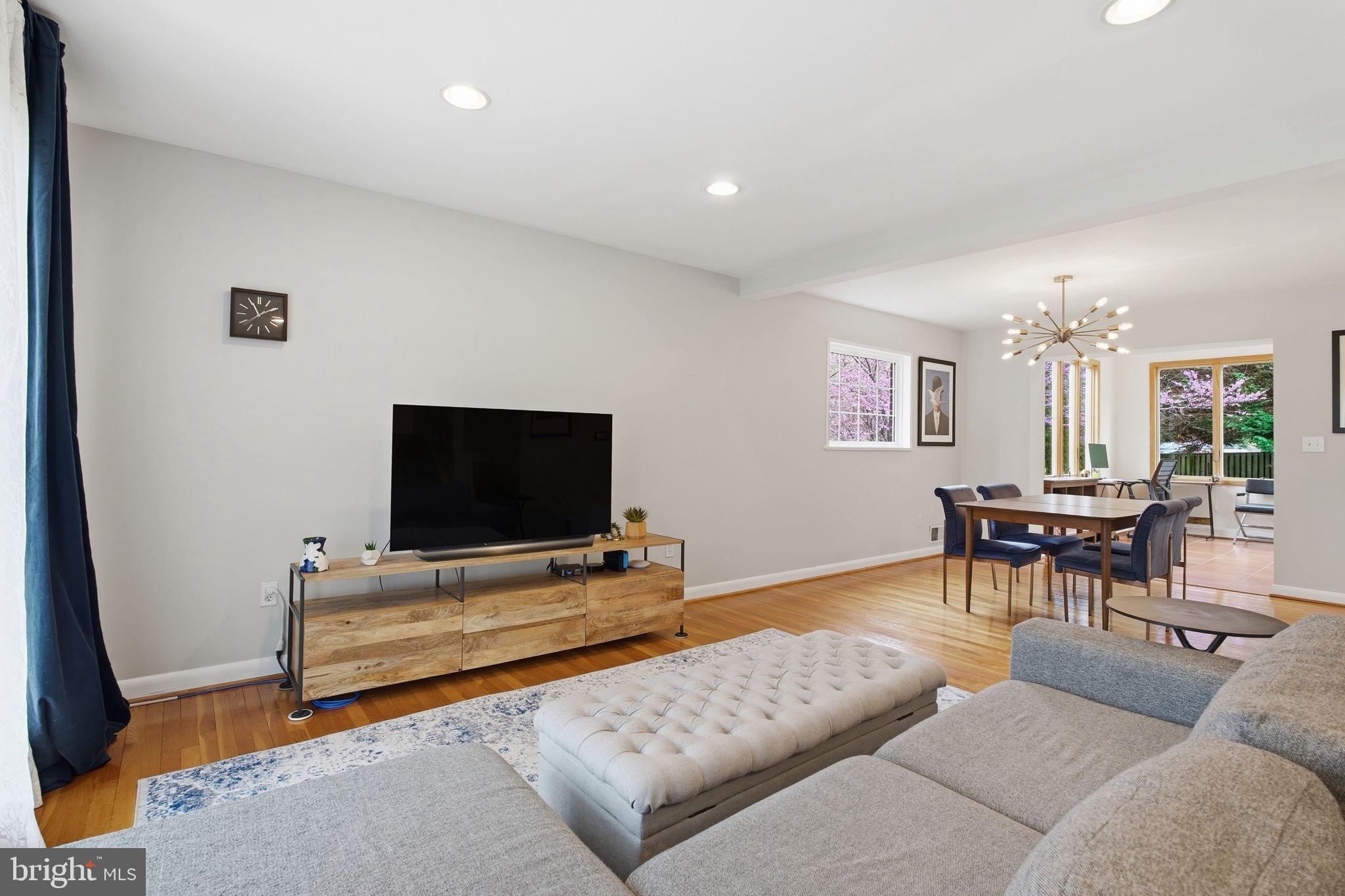 COHASSET - Residential