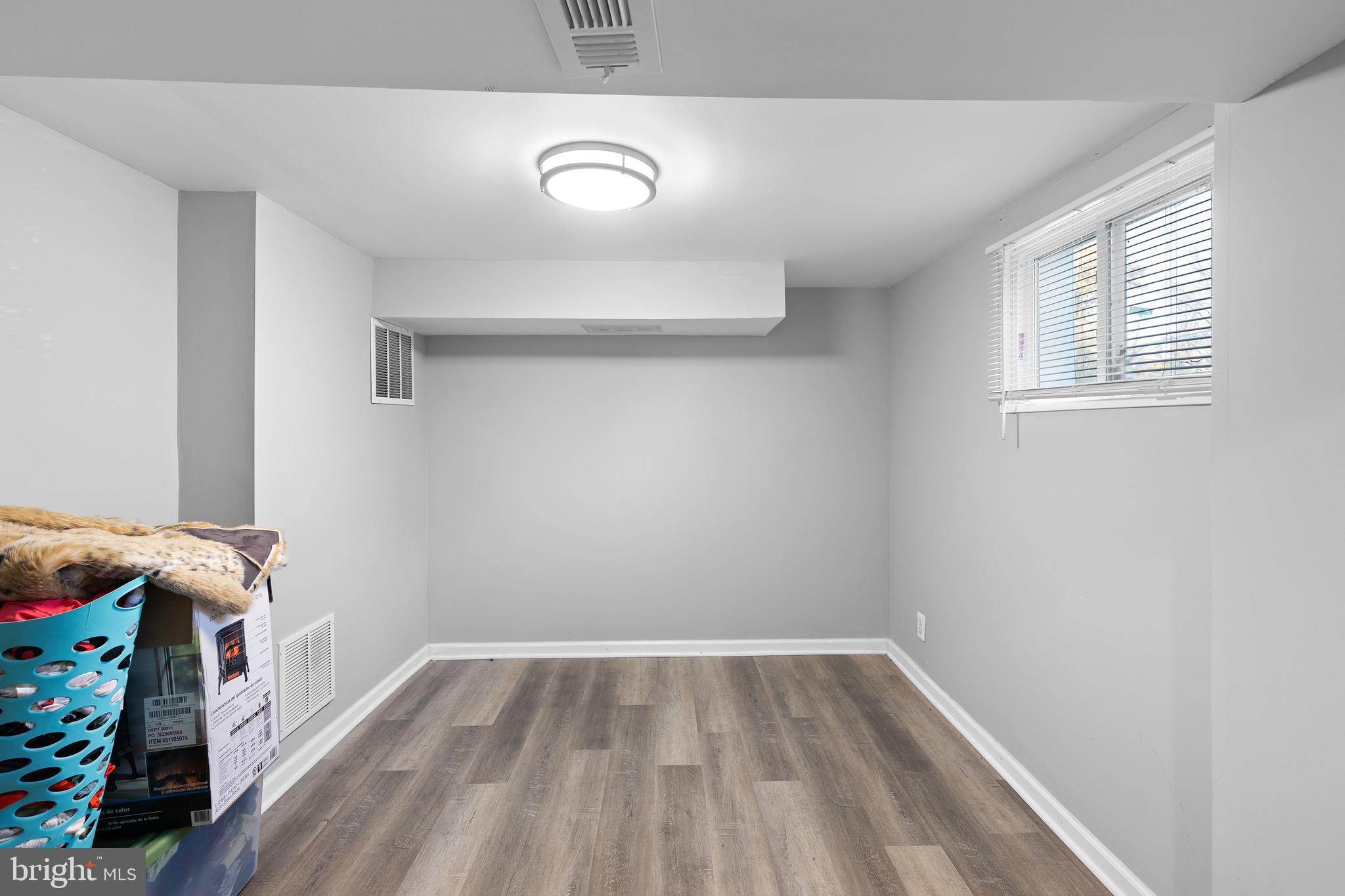 AVONDALE TERRACE - Residential