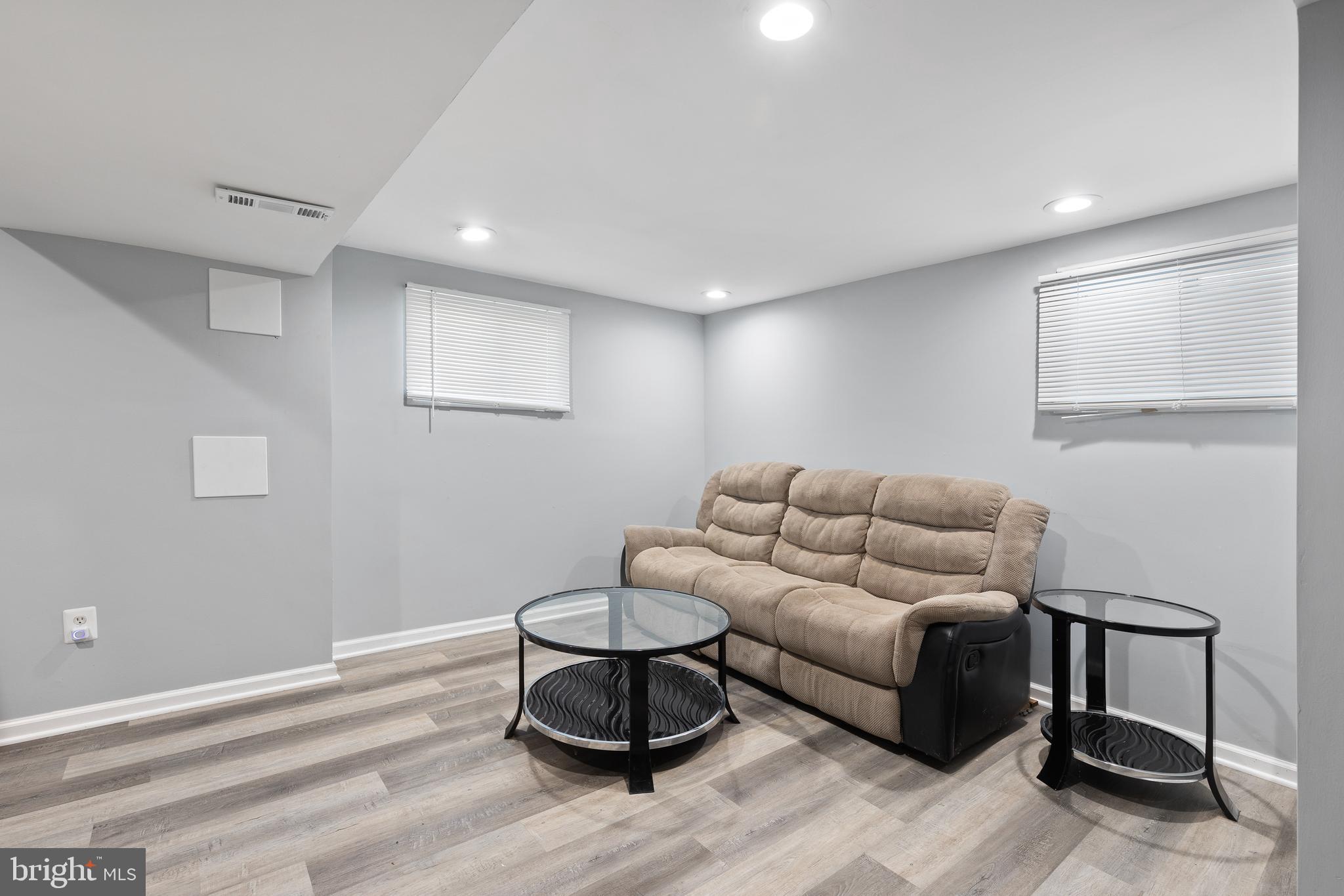 AVONDALE TERRACE - Residential