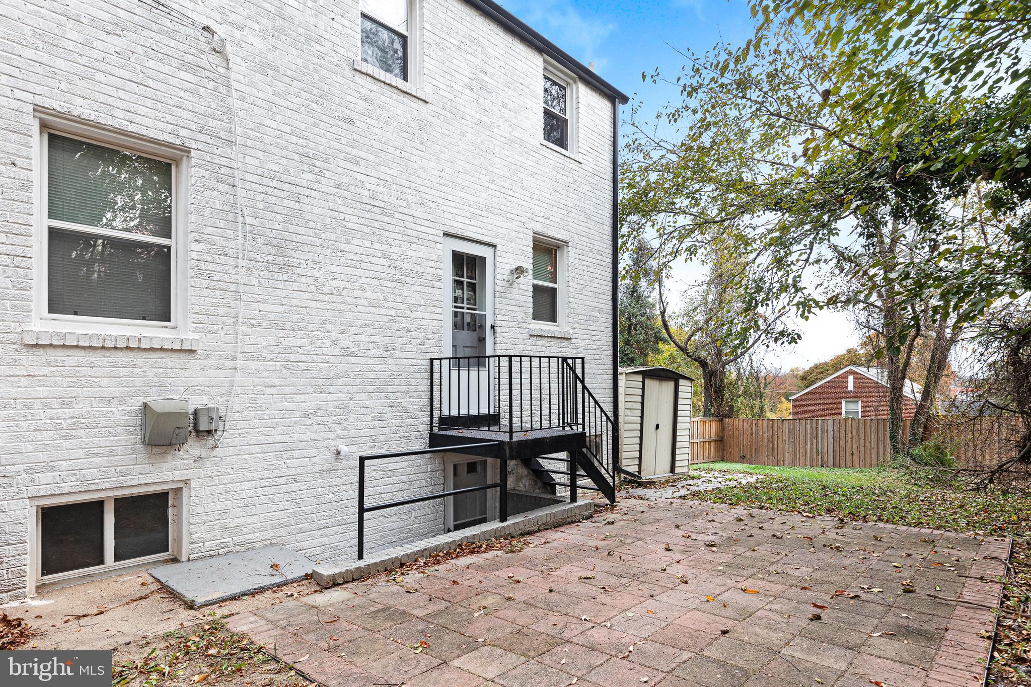 AVONDALE TERRACE - Residential