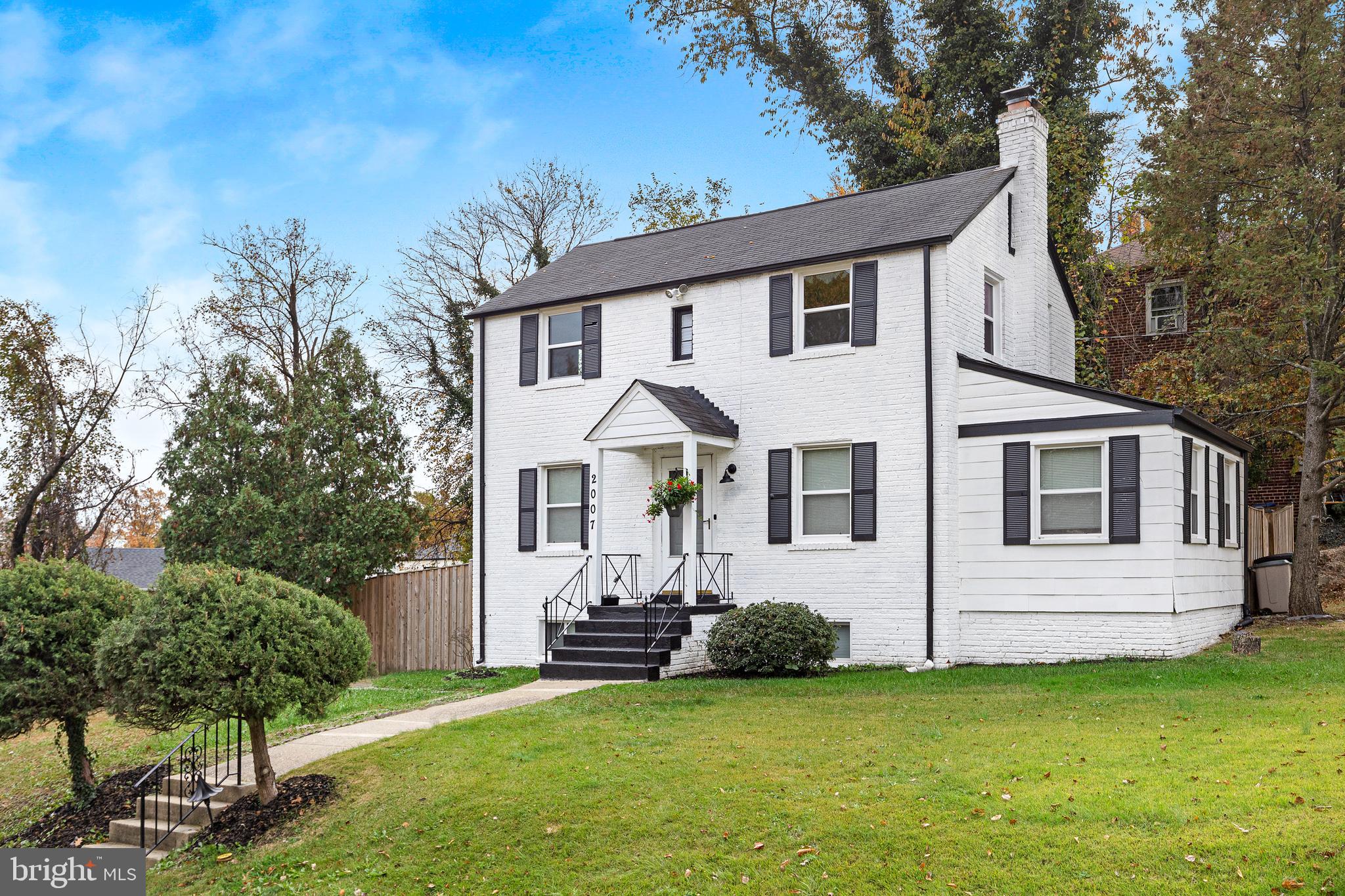 AVONDALE TERRACE - Residential