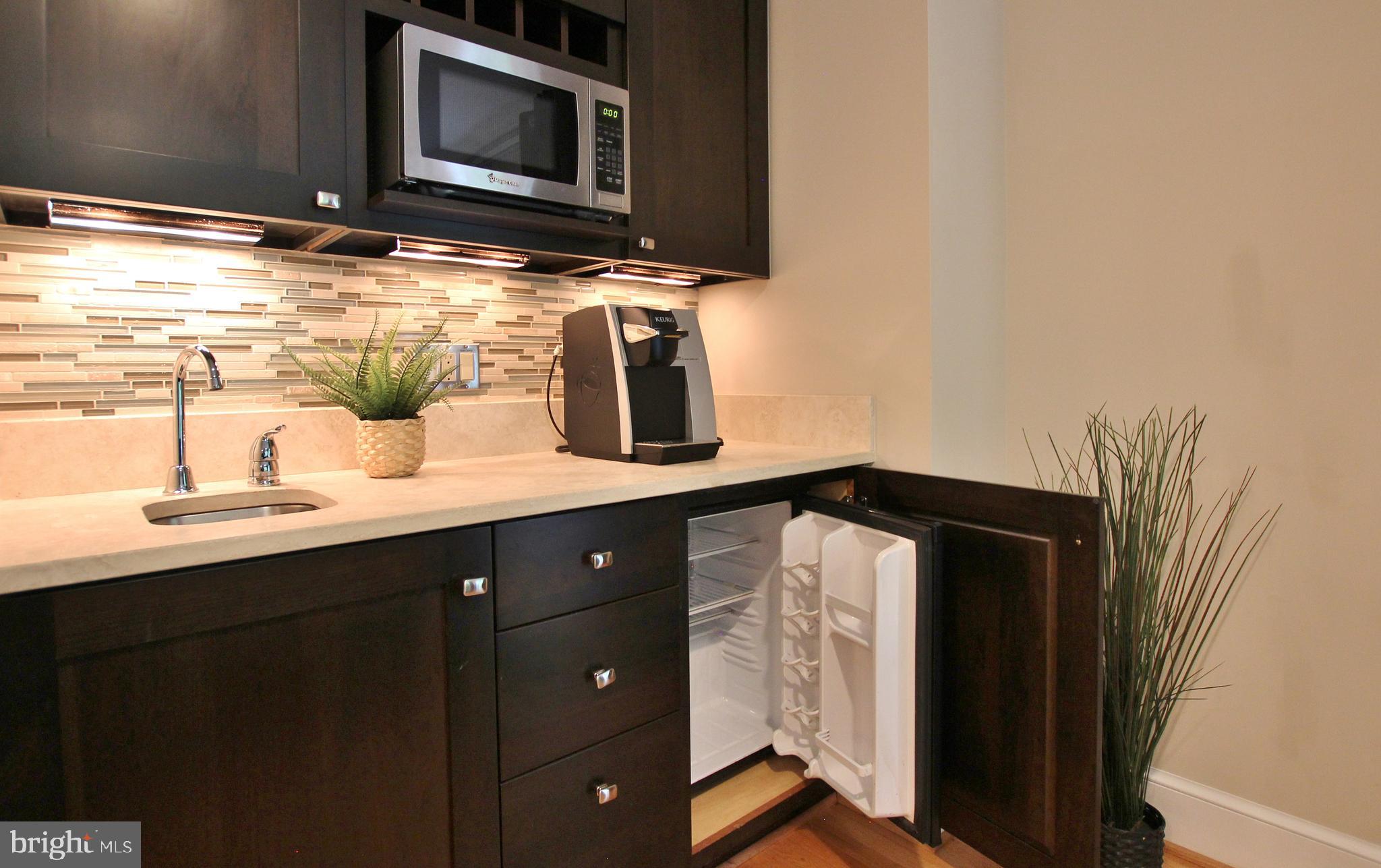 BROYHILL FOREST - Residential