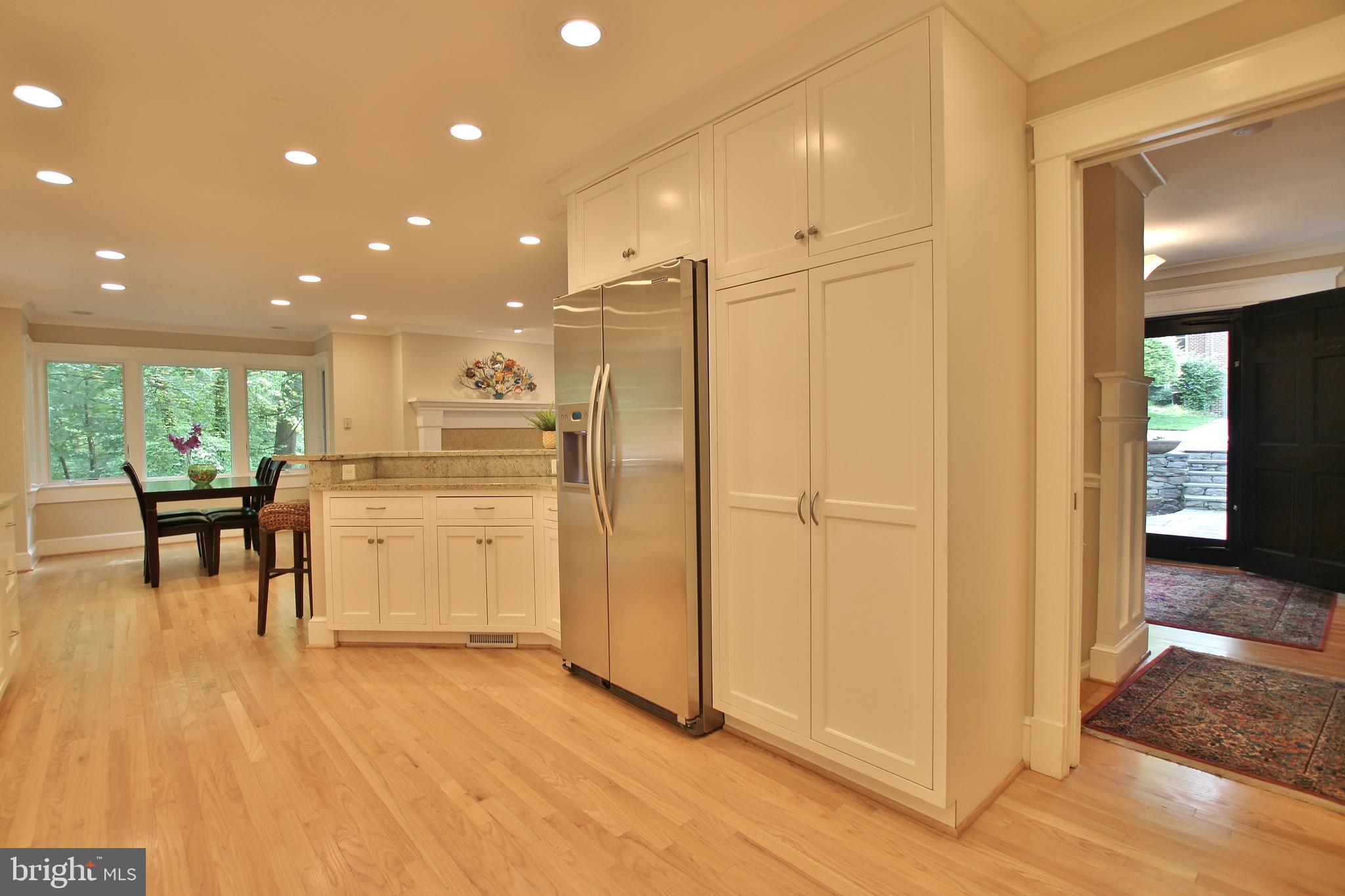 BROYHILL FOREST - Residential